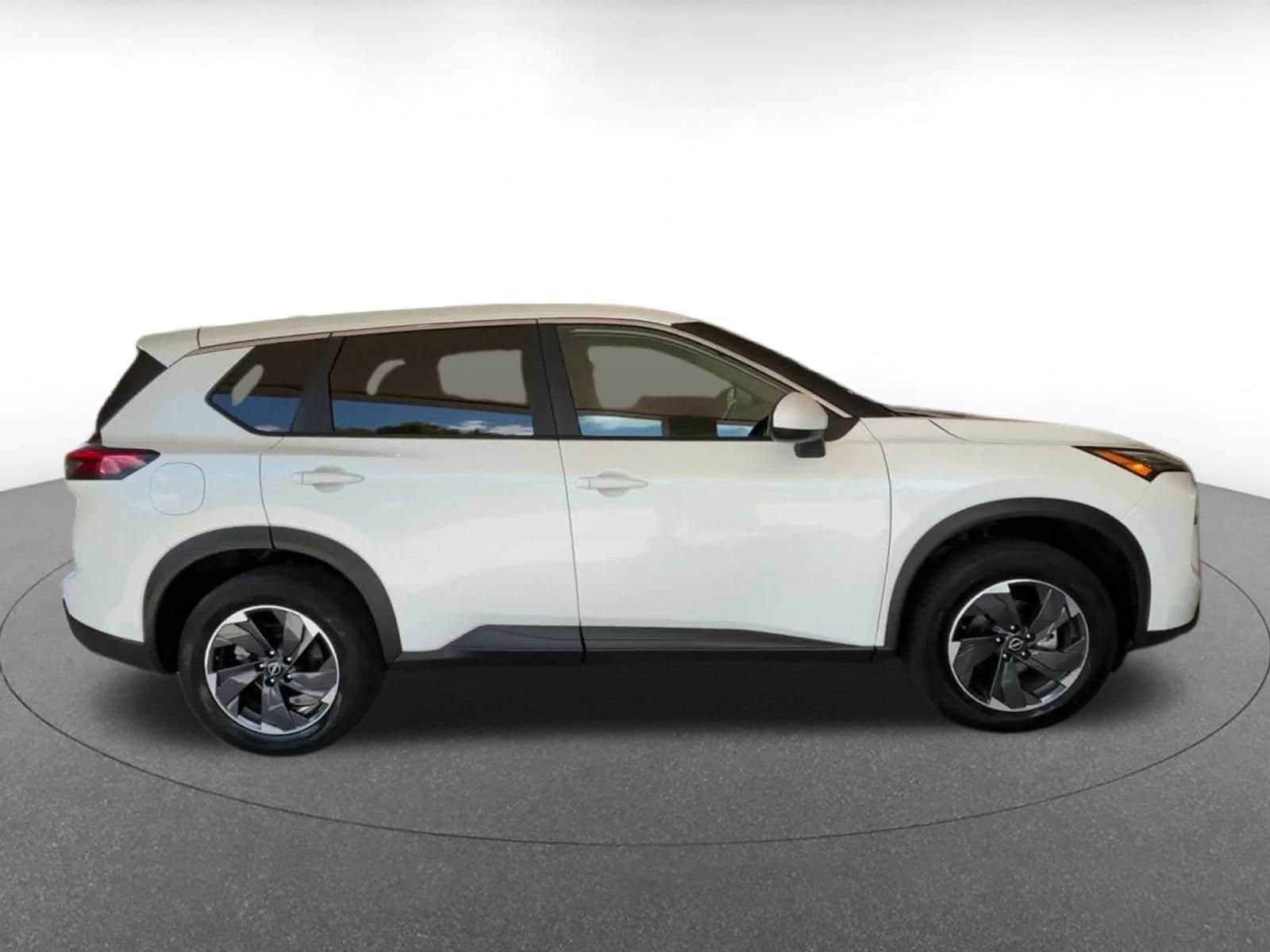 Thumbnail: 2025 Nissan Rogue - 15