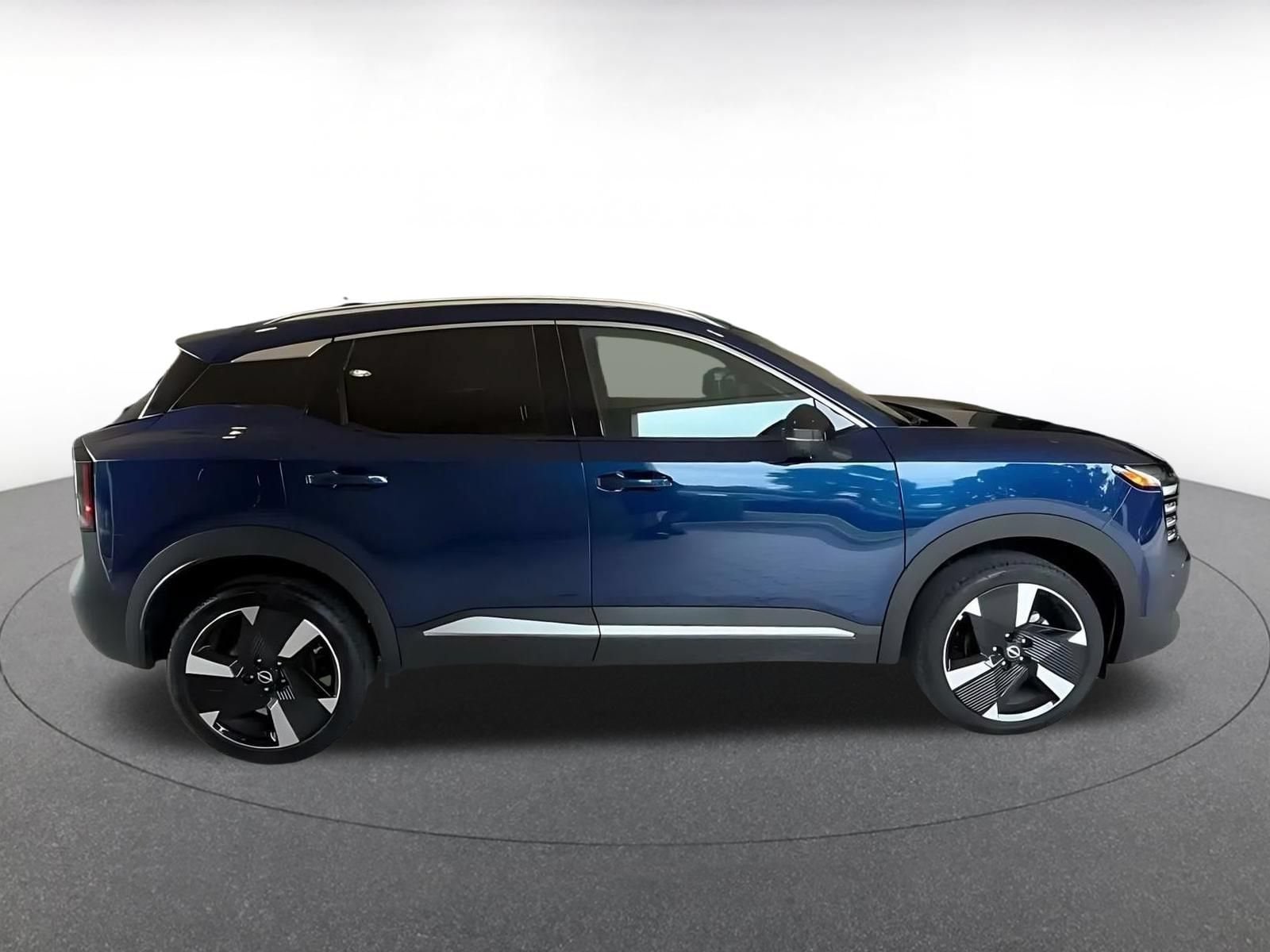 Thumbnail: 2026 Nissan Kicks - 15