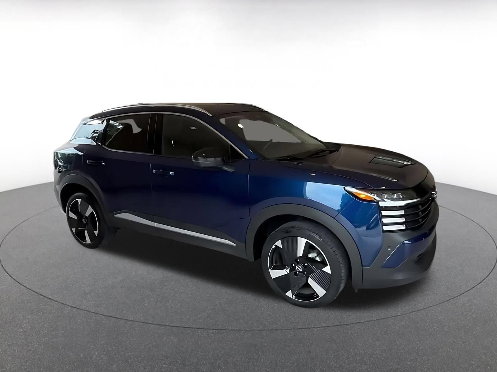 Thumbnail: 2026 Nissan Kicks - 2