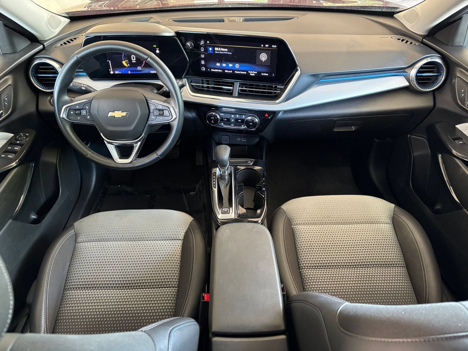 Thumbnail: 2025 Chevrolet Trax - 27