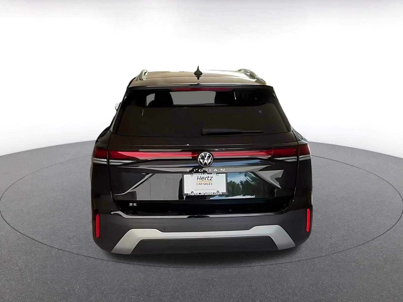 Thumbnail: 2026 Volkswagen Tiguan - 8