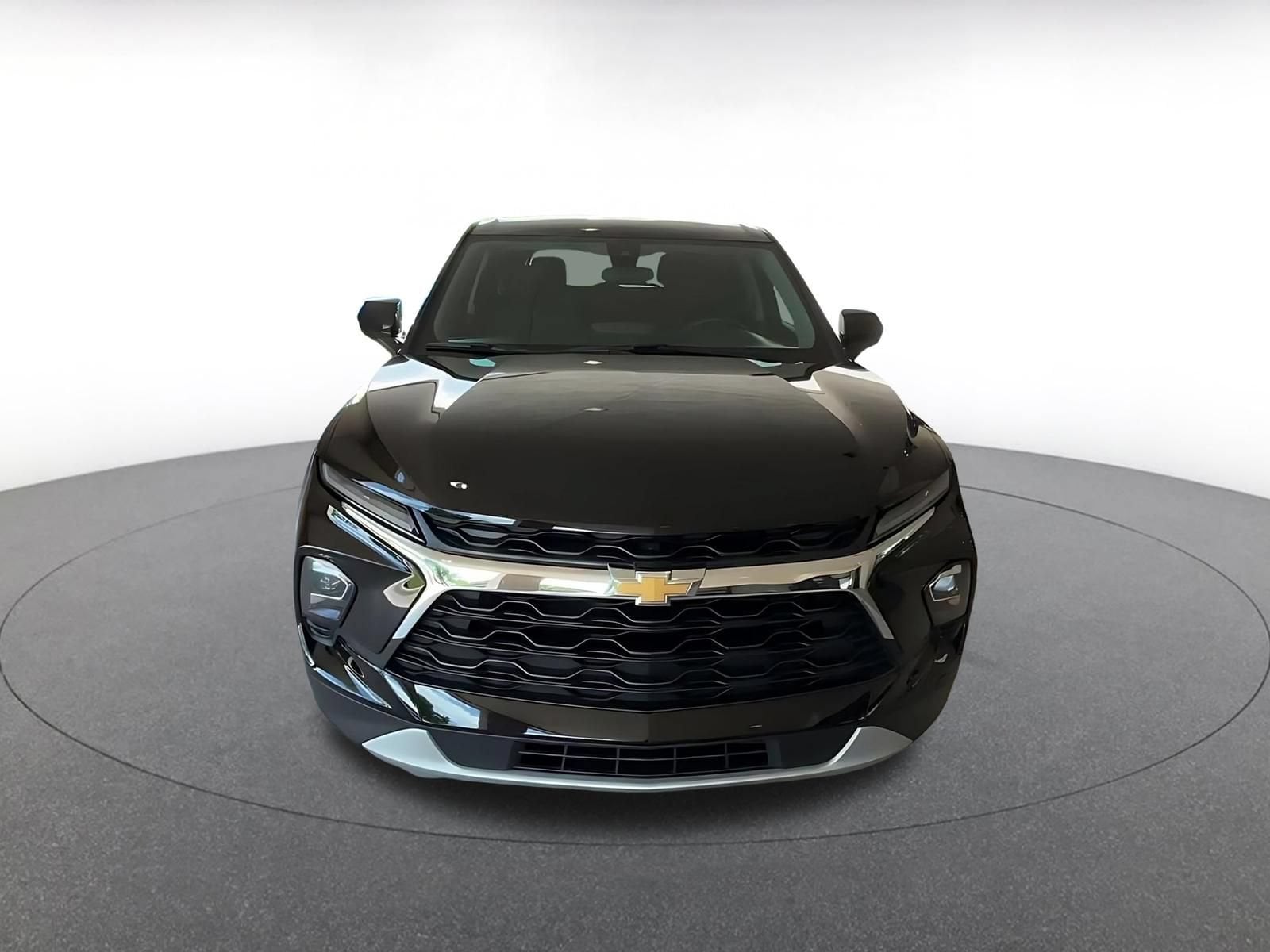Thumbnail: 2026 Chevrolet Blazer - 4