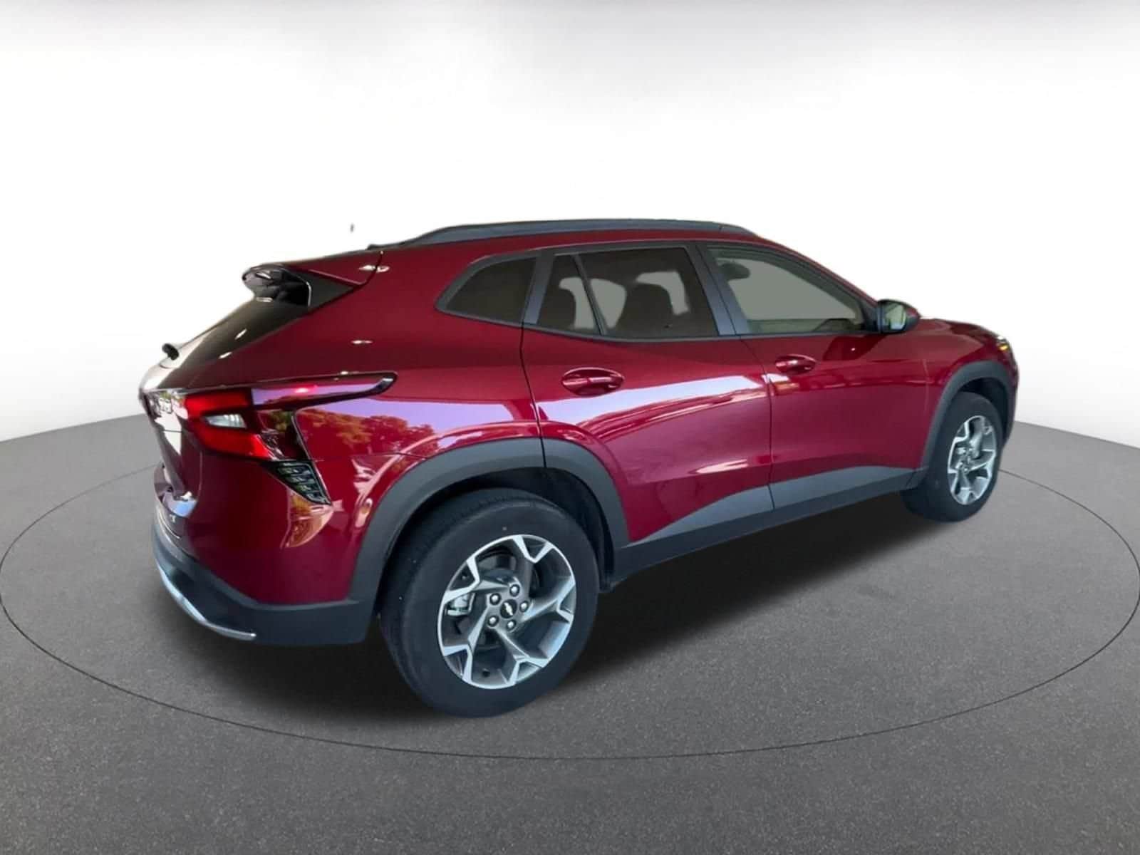 Thumbnail: 2025 Chevrolet Trax - 14