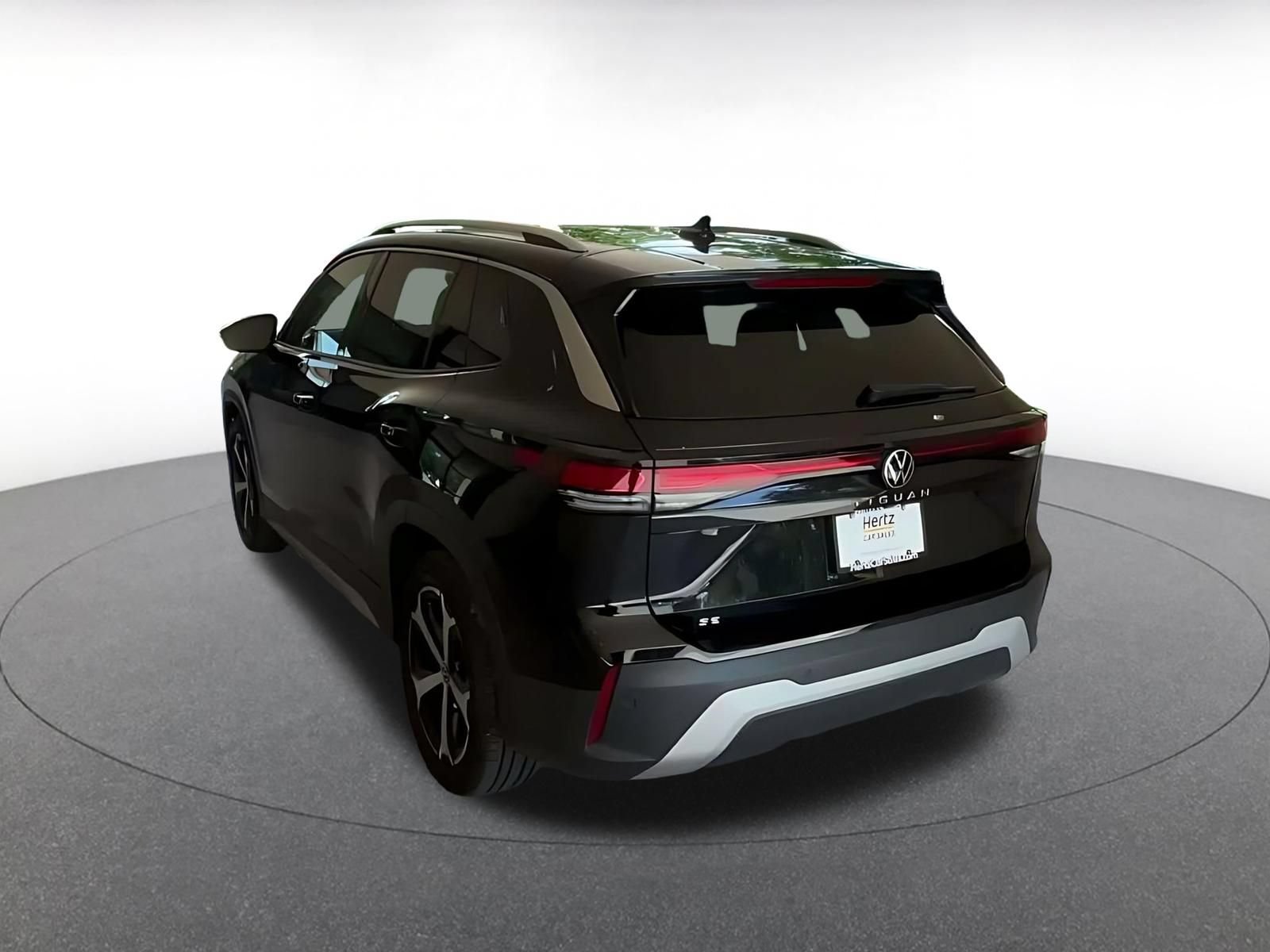 Thumbnail: 2026 Volkswagen Tiguan - 13
