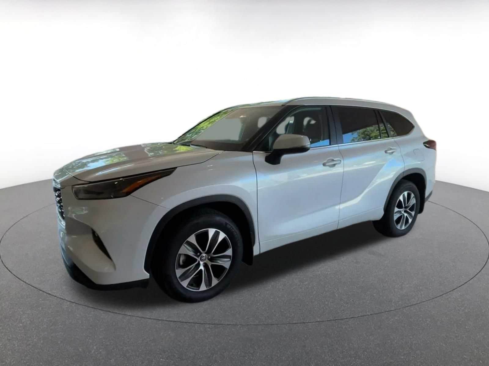 Thumbnail: 2026 Toyota Highlander - 7