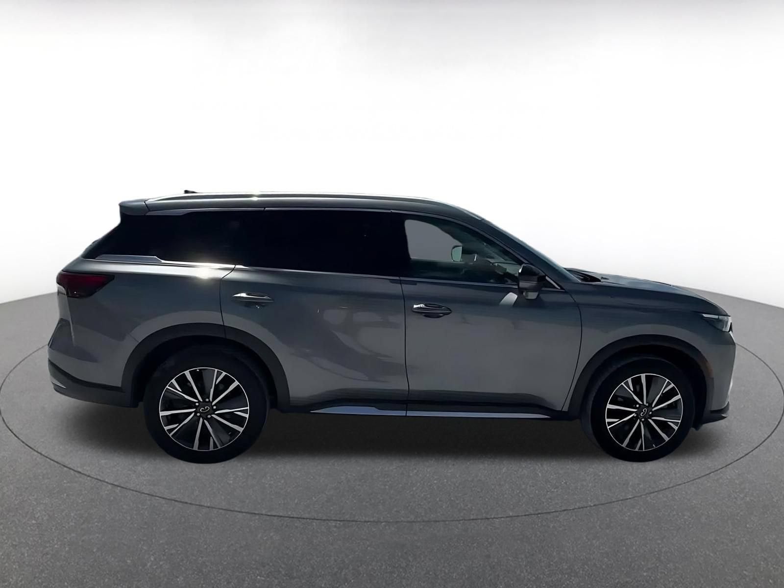 Thumbnail: 2026 INFINITI QX60 - 15