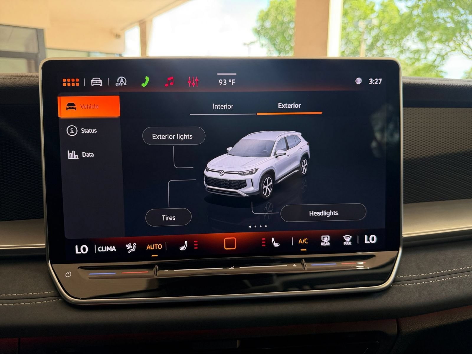 Thumbnail: 2026 Volkswagen Tiguan - 16