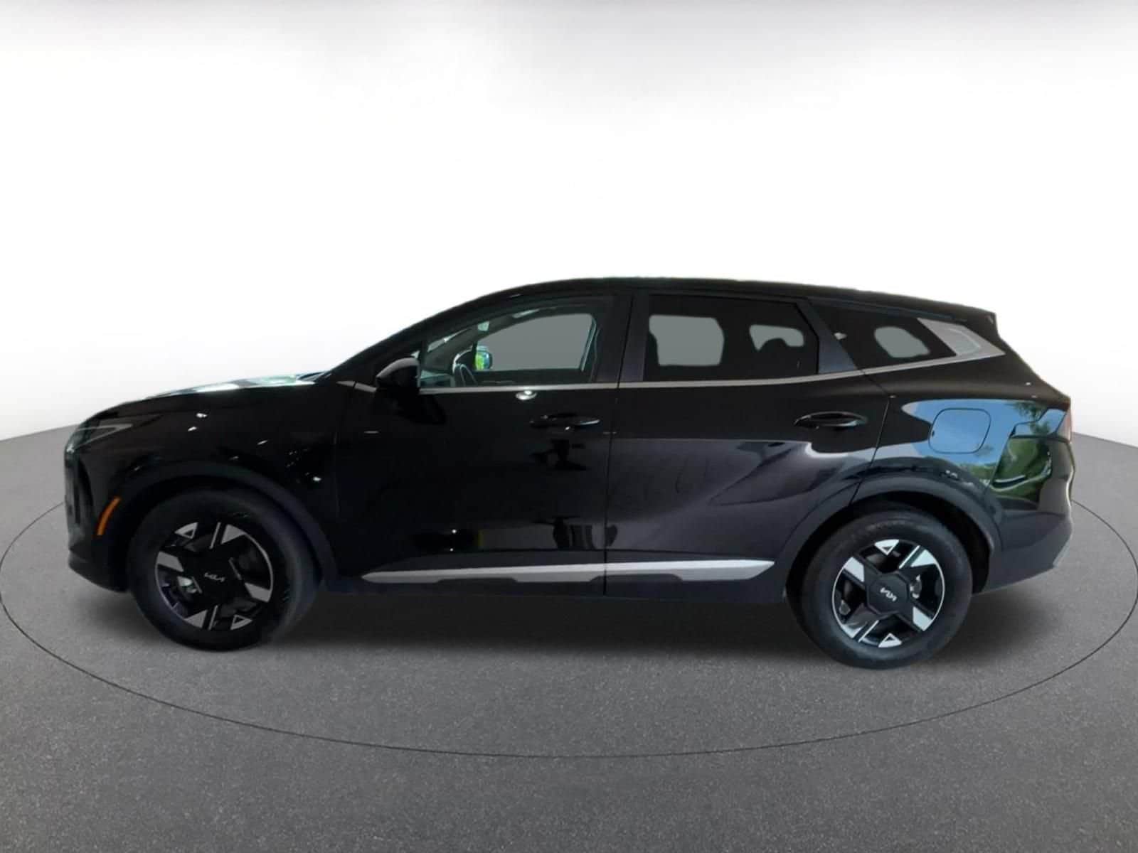 Thumbnail: 2026 Kia Sportage - 8
