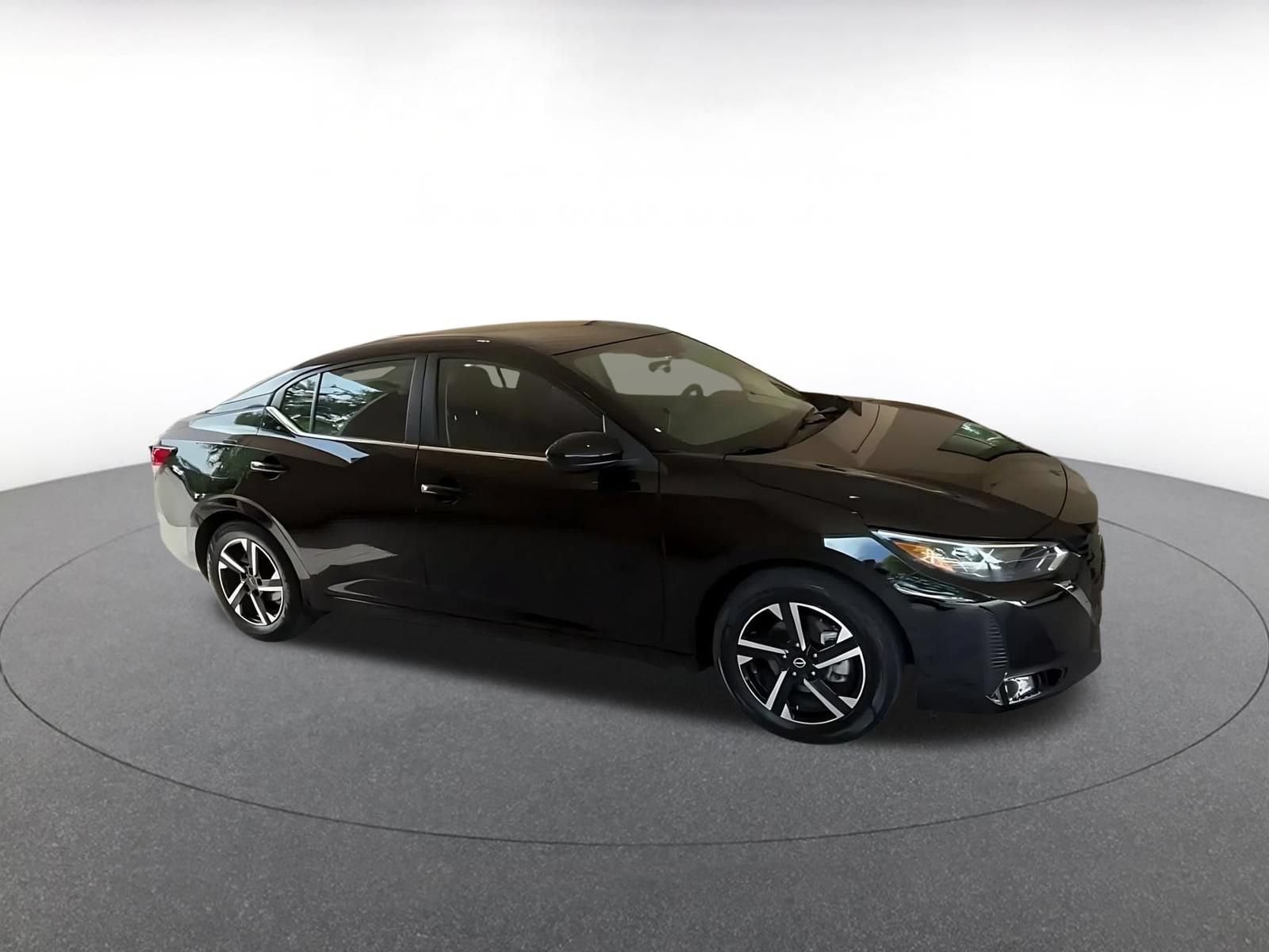 Thumbnail: 2025 Nissan Sentra - 2