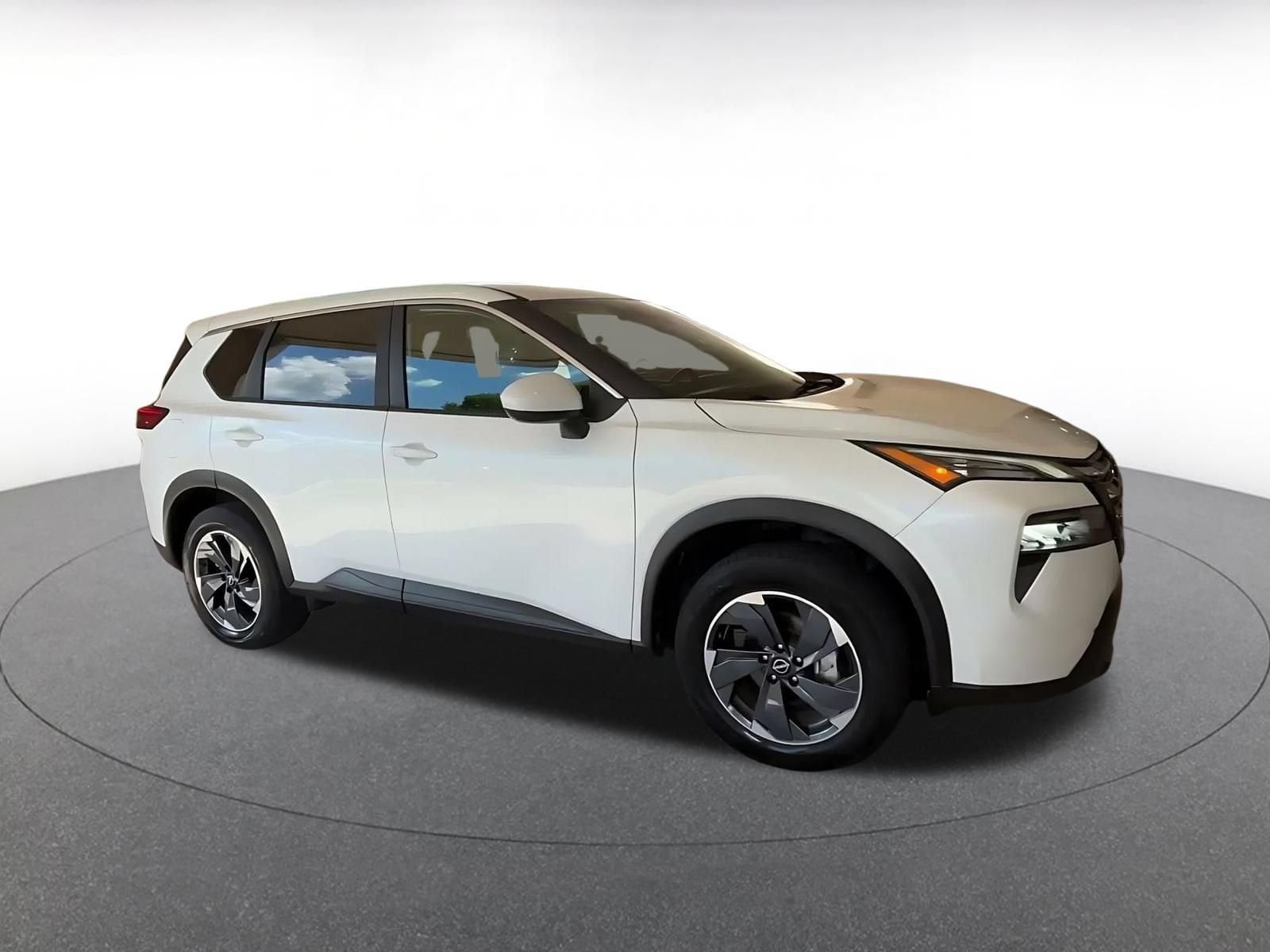 Thumbnail: 2025 Nissan Rogue - 2
