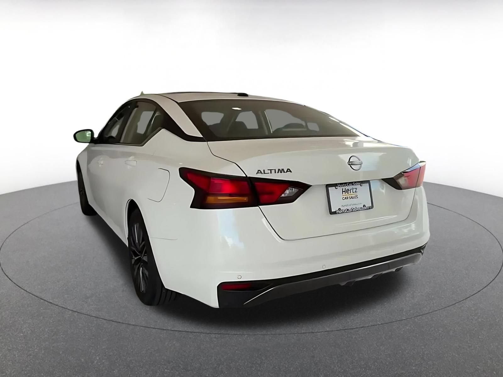 Thumbnail: 2026 Nissan Altima - 10