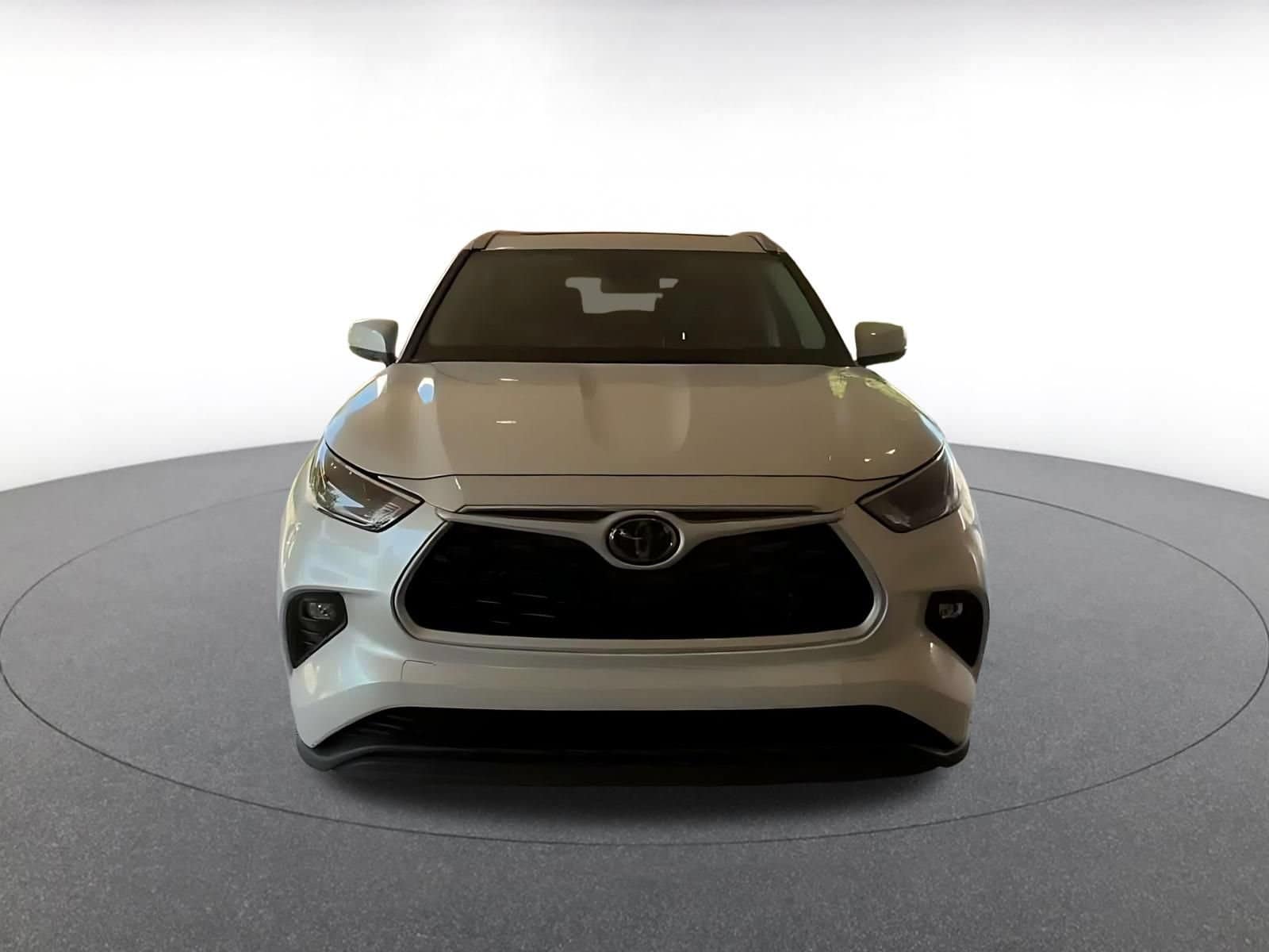 Thumbnail: 2026 Toyota Highlander - 4