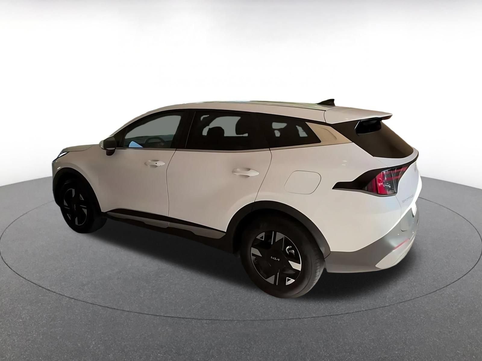 Thumbnail: 2026 Kia Sportage - 9