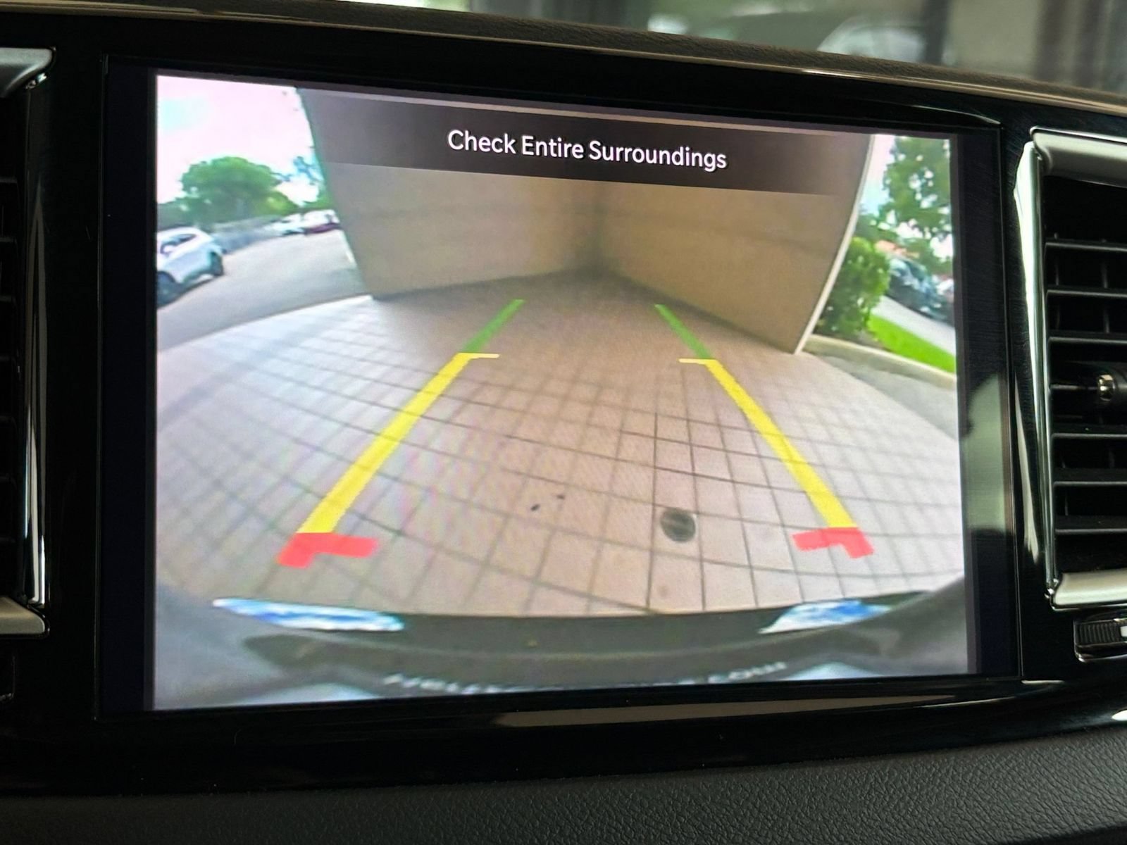 Thumbnail: 2024 Chrysler Pacifica - 24