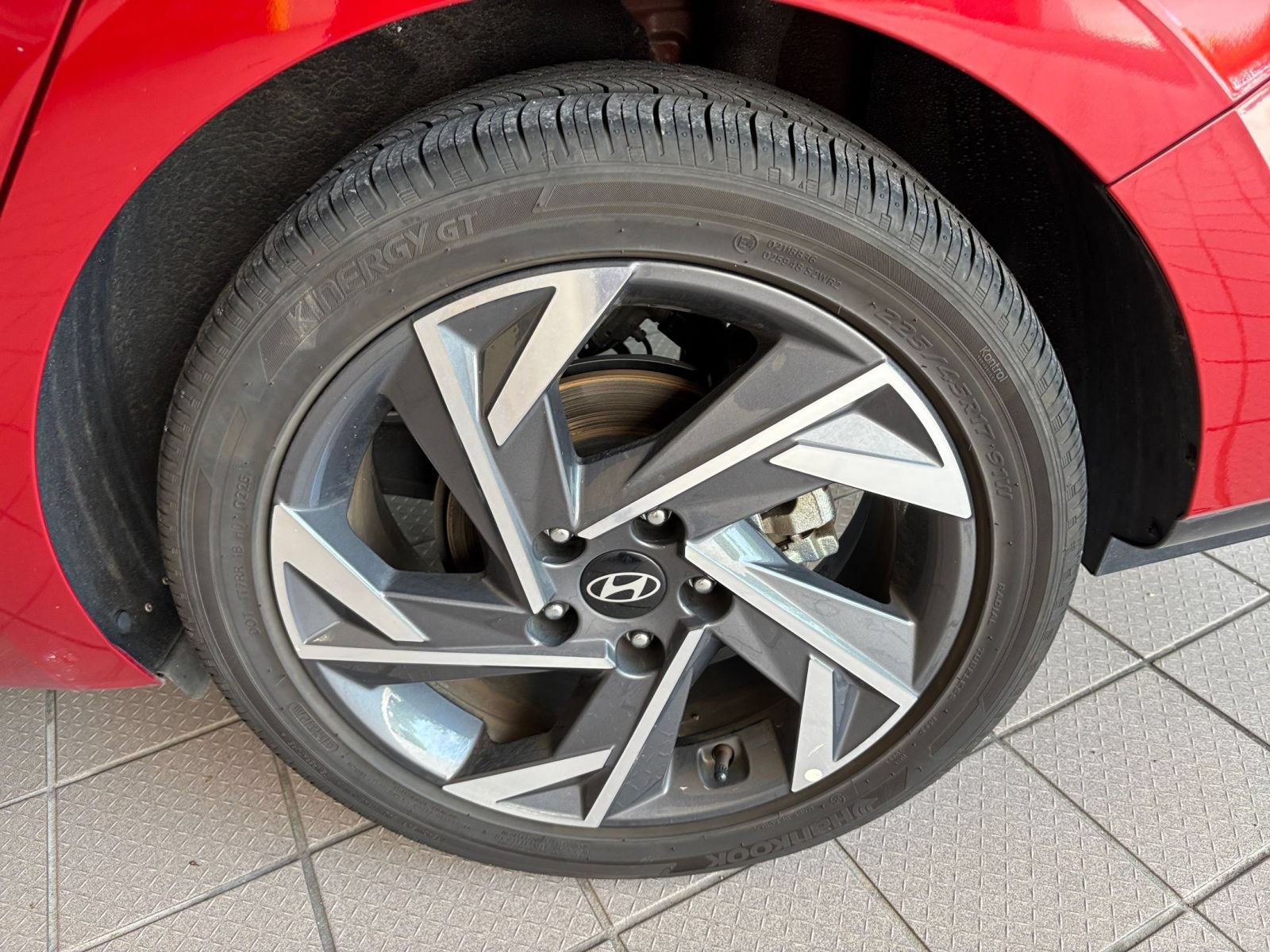 Thumbnail: 2025 Hyundai Elantra - 25