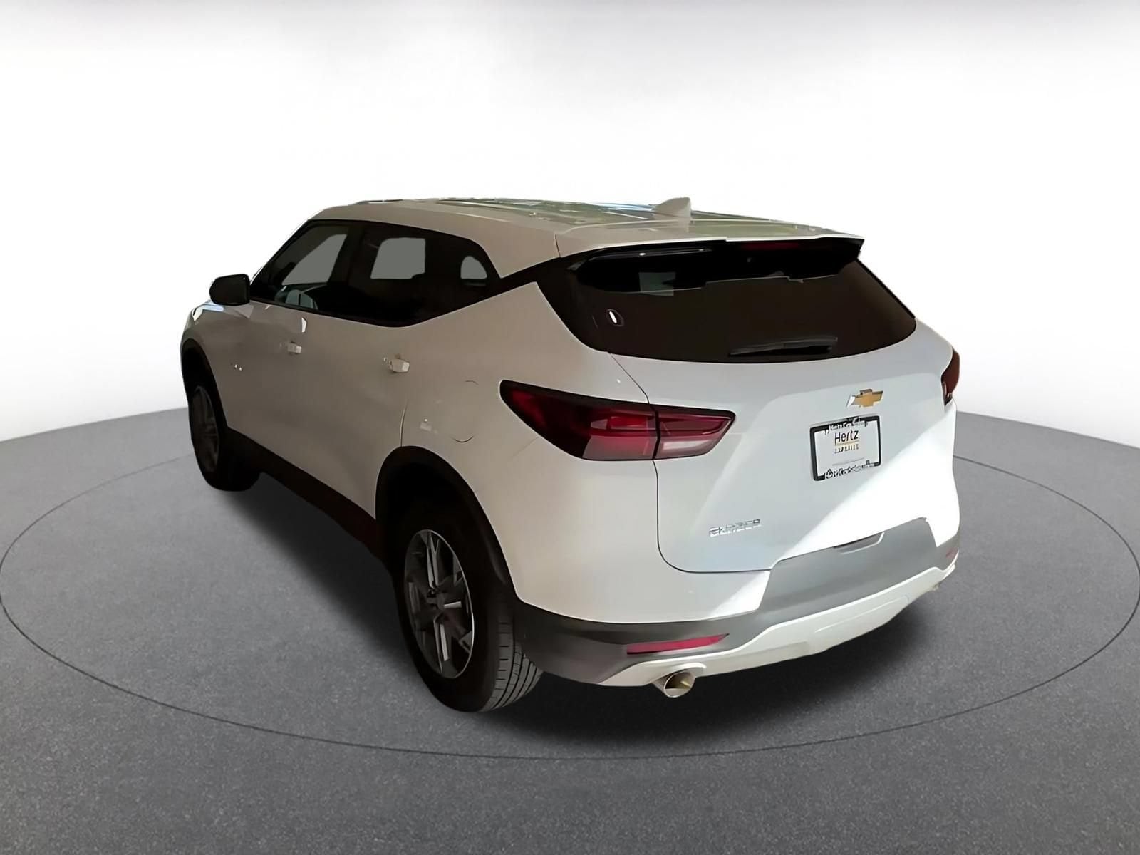 Thumbnail: 2026 Chevrolet Blazer - 10