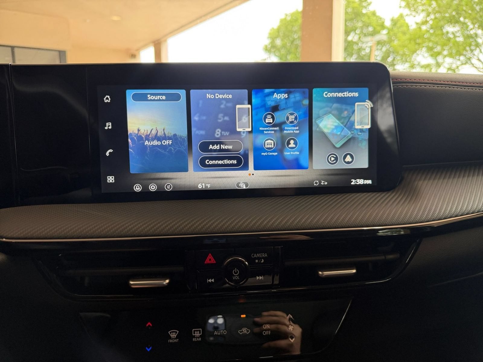 Thumbnail: 2026 Nissan Kicks - 16