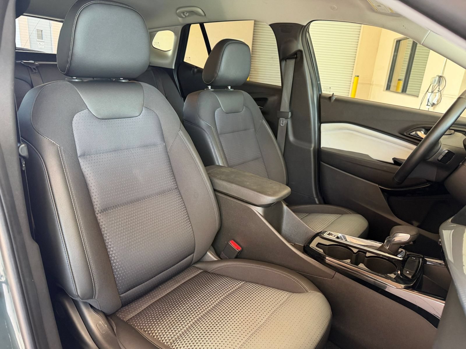 Thumbnail: 2025 Chevrolet Trax - 30
