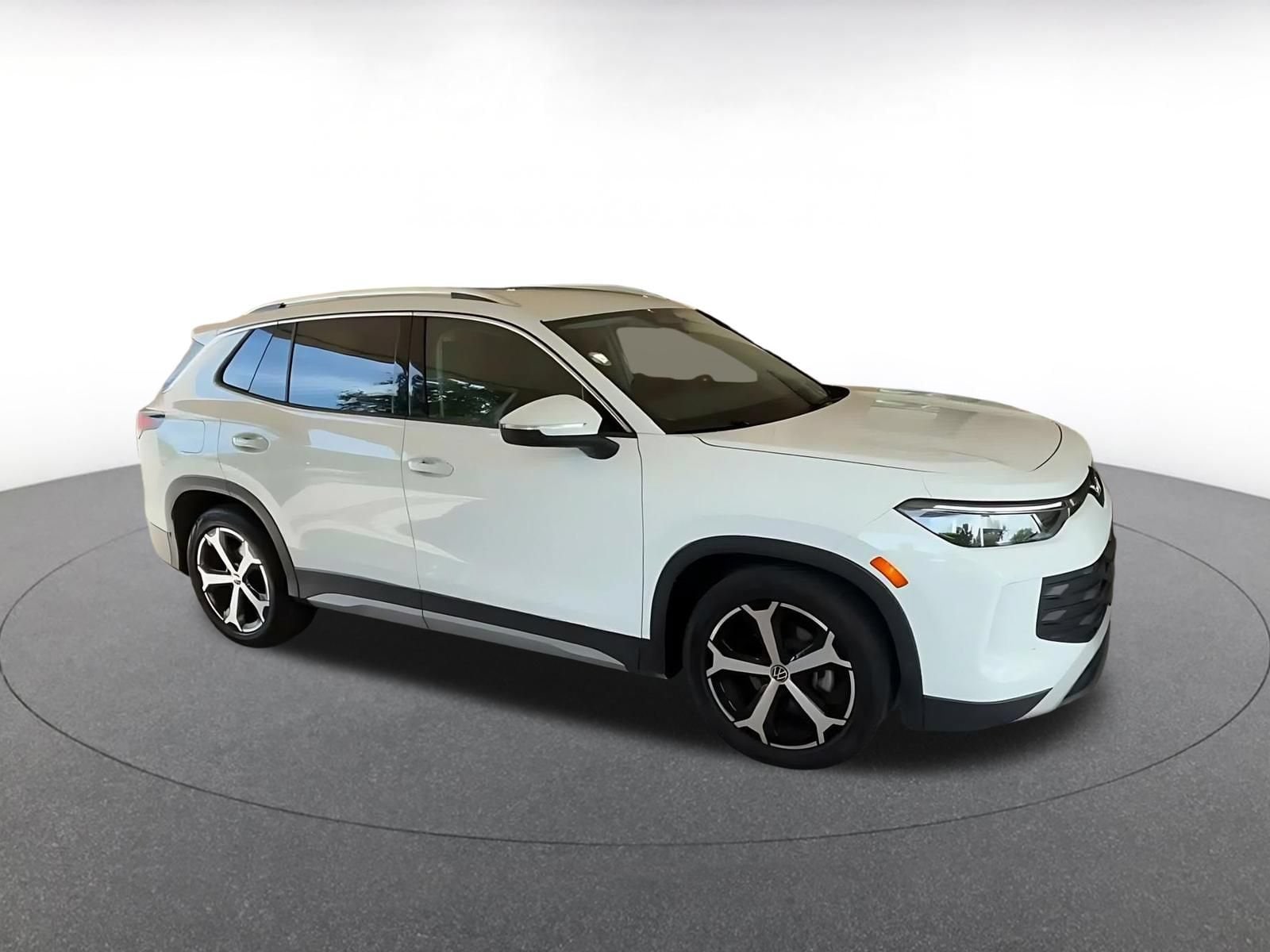 Thumbnail: 2026 Volkswagen Tiguan - 2