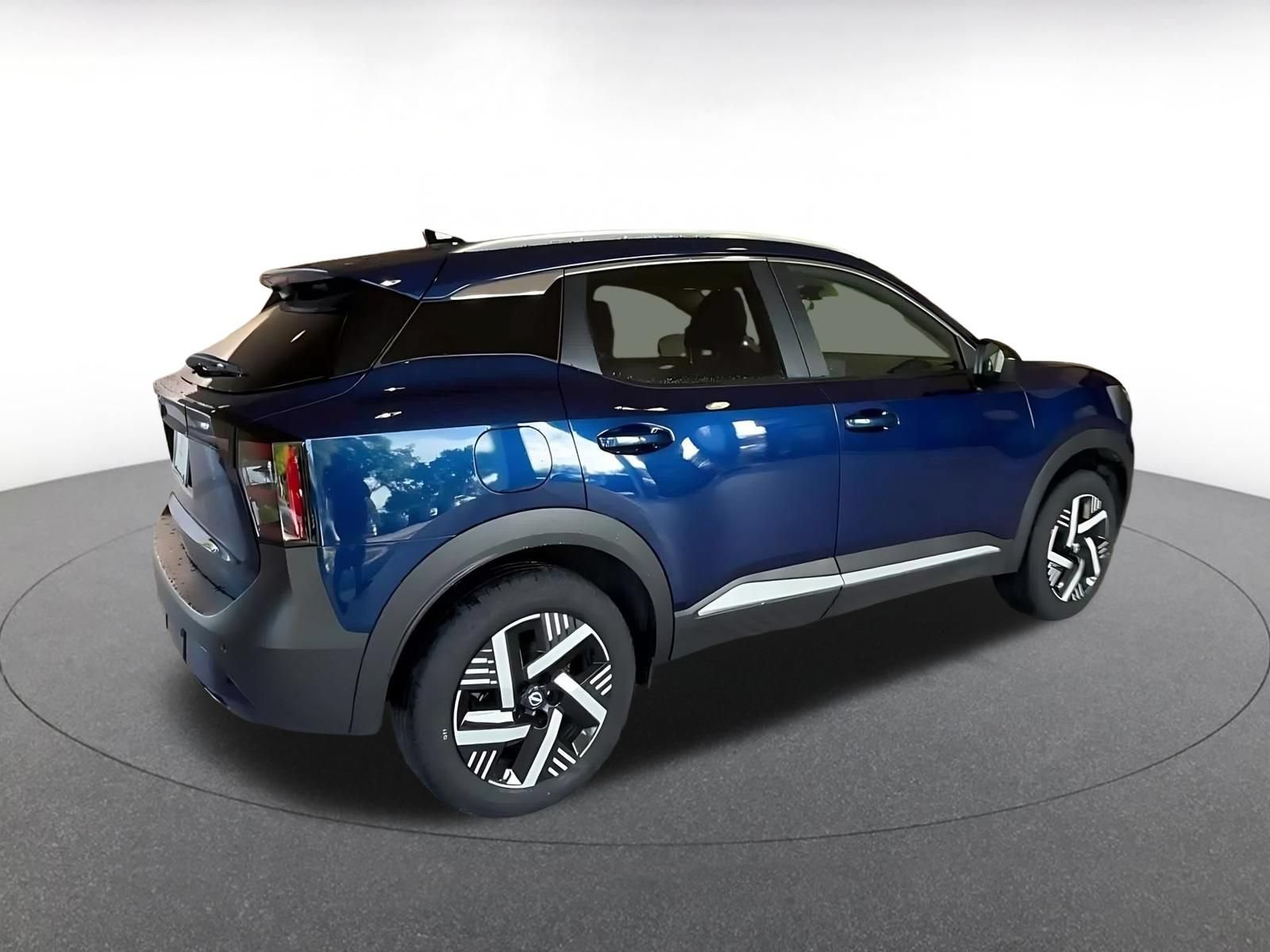 Thumbnail: 2026 Nissan Kicks - 13