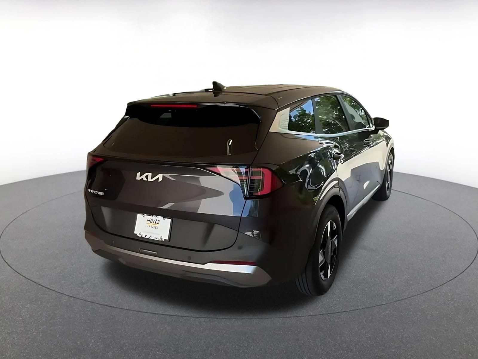 Thumbnail: 2026 Kia Sportage - 14