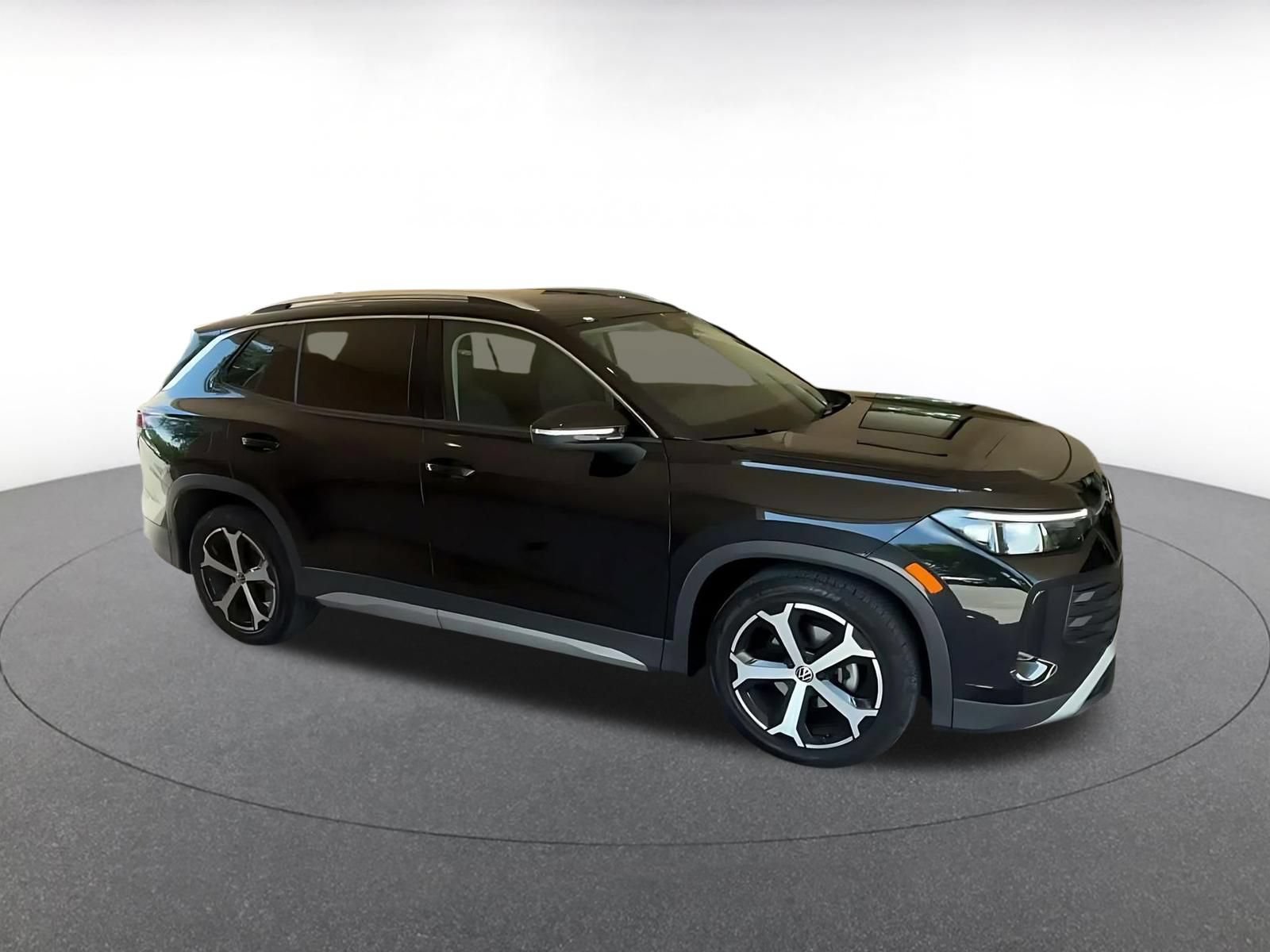 Thumbnail: 2026 Volkswagen Tiguan - 2
