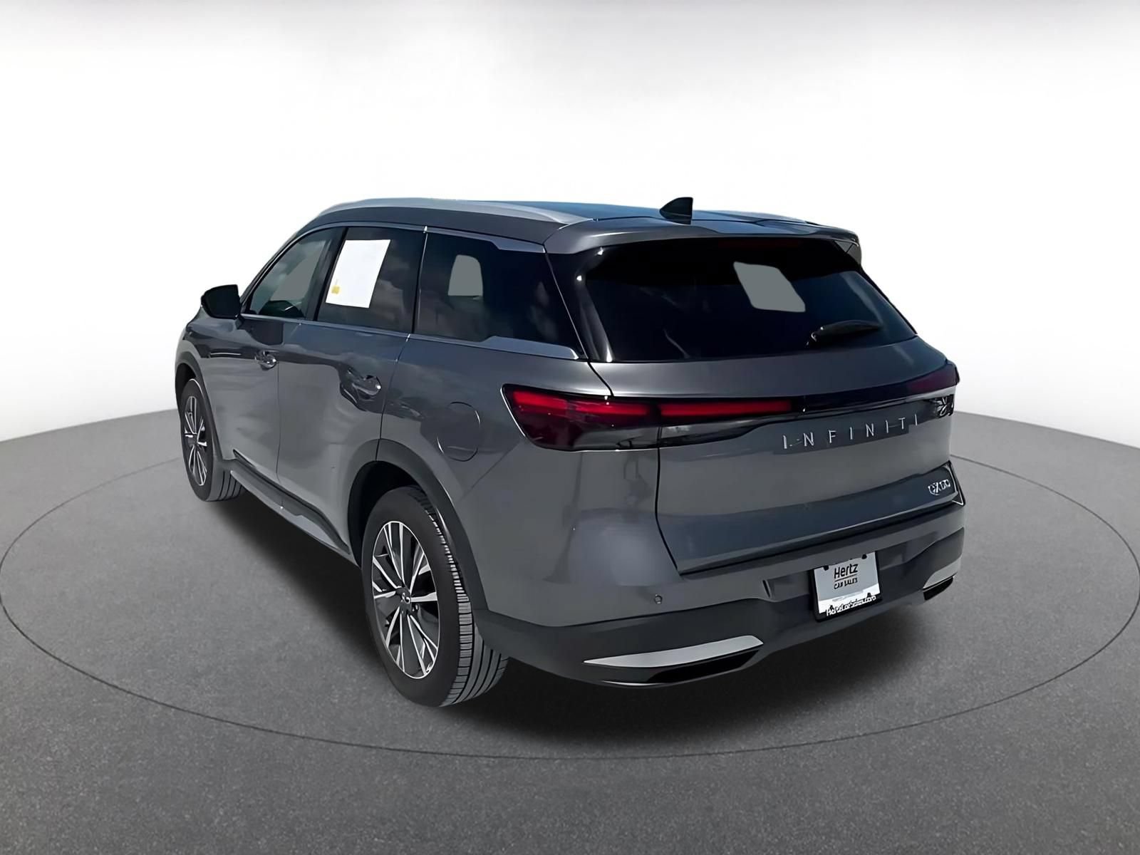 Thumbnail: 2026 INFINITI QX60 - 10