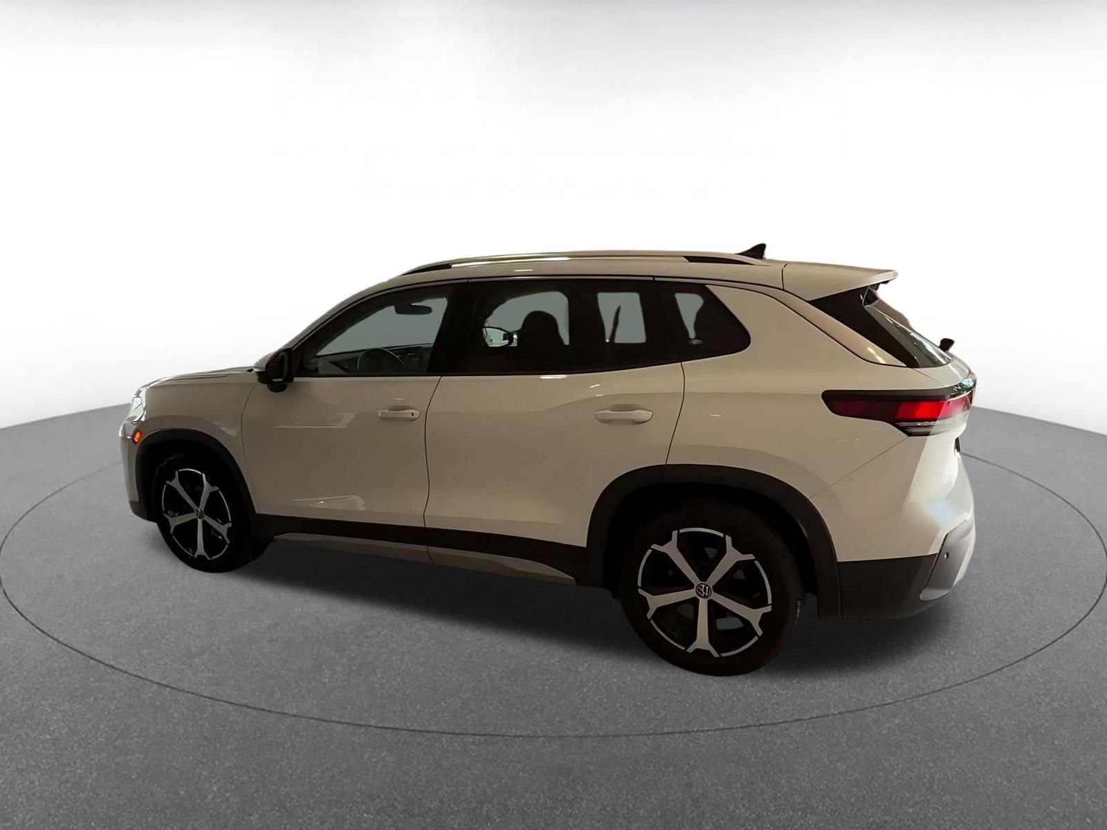 Thumbnail: 2026 Volkswagen Tiguan - 9