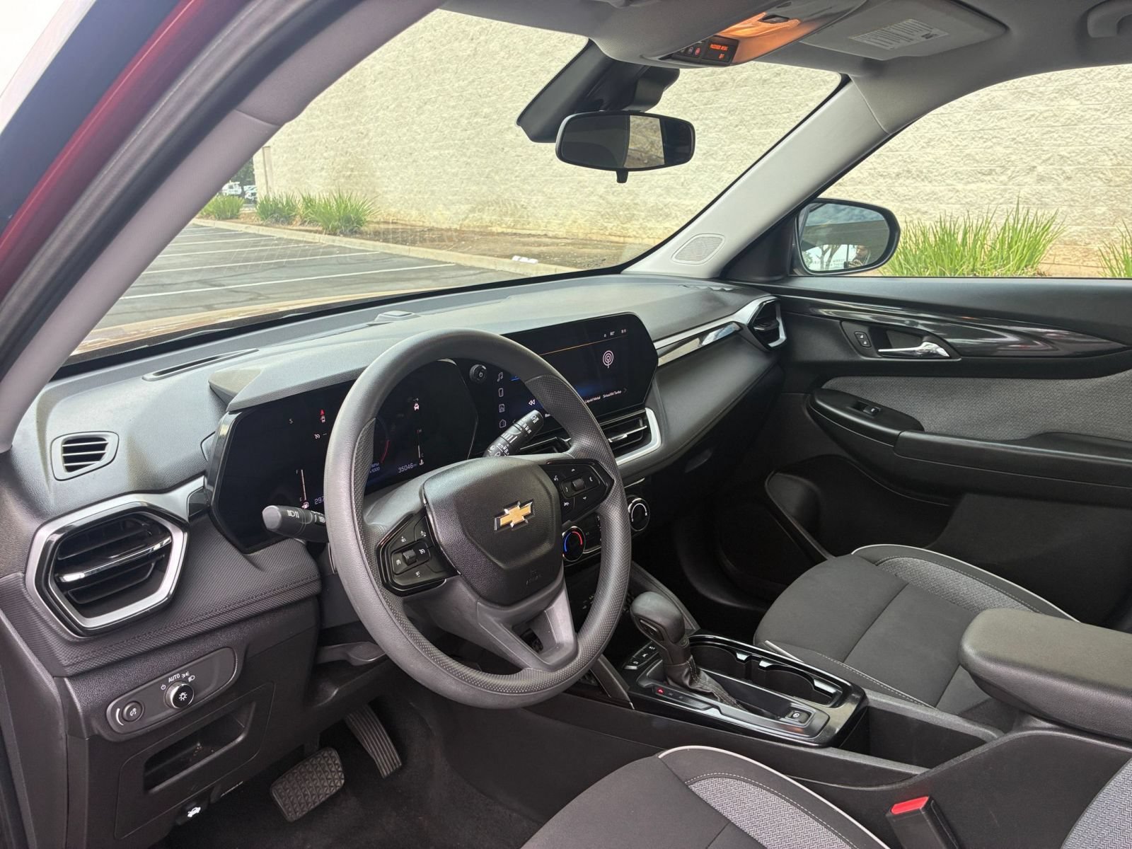 Thumbnail: 2025 Chevrolet TrailBlazer - 32