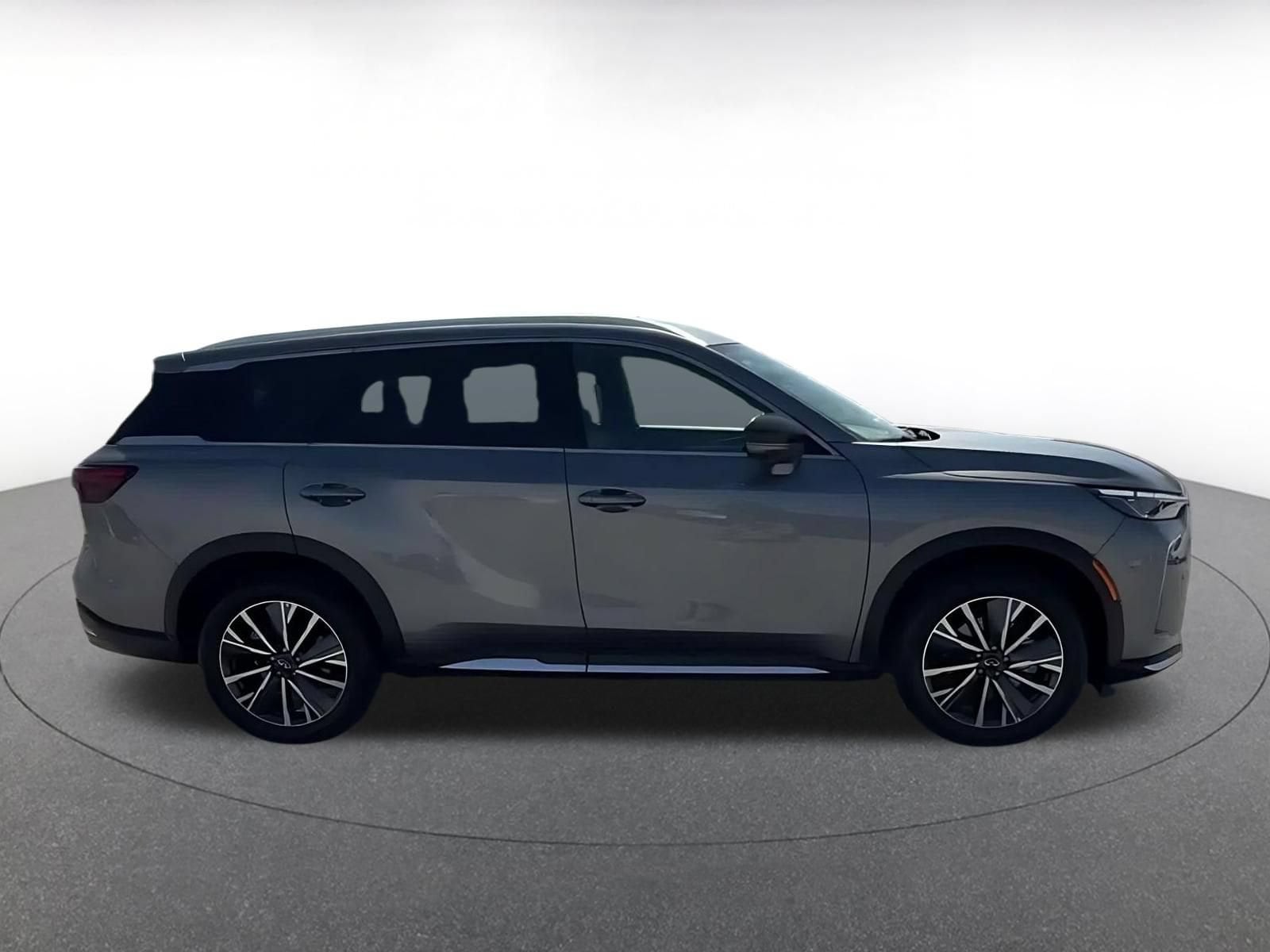 Thumbnail: 2026 INFINITI QX60 - 15