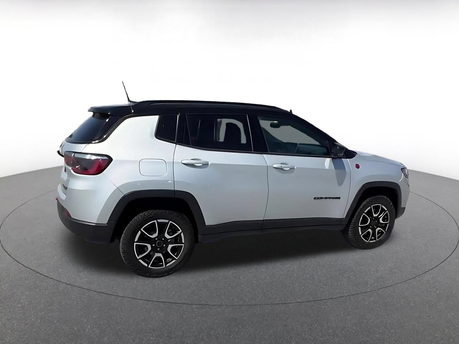 Thumbnail: 2025 Jeep Compass - 10