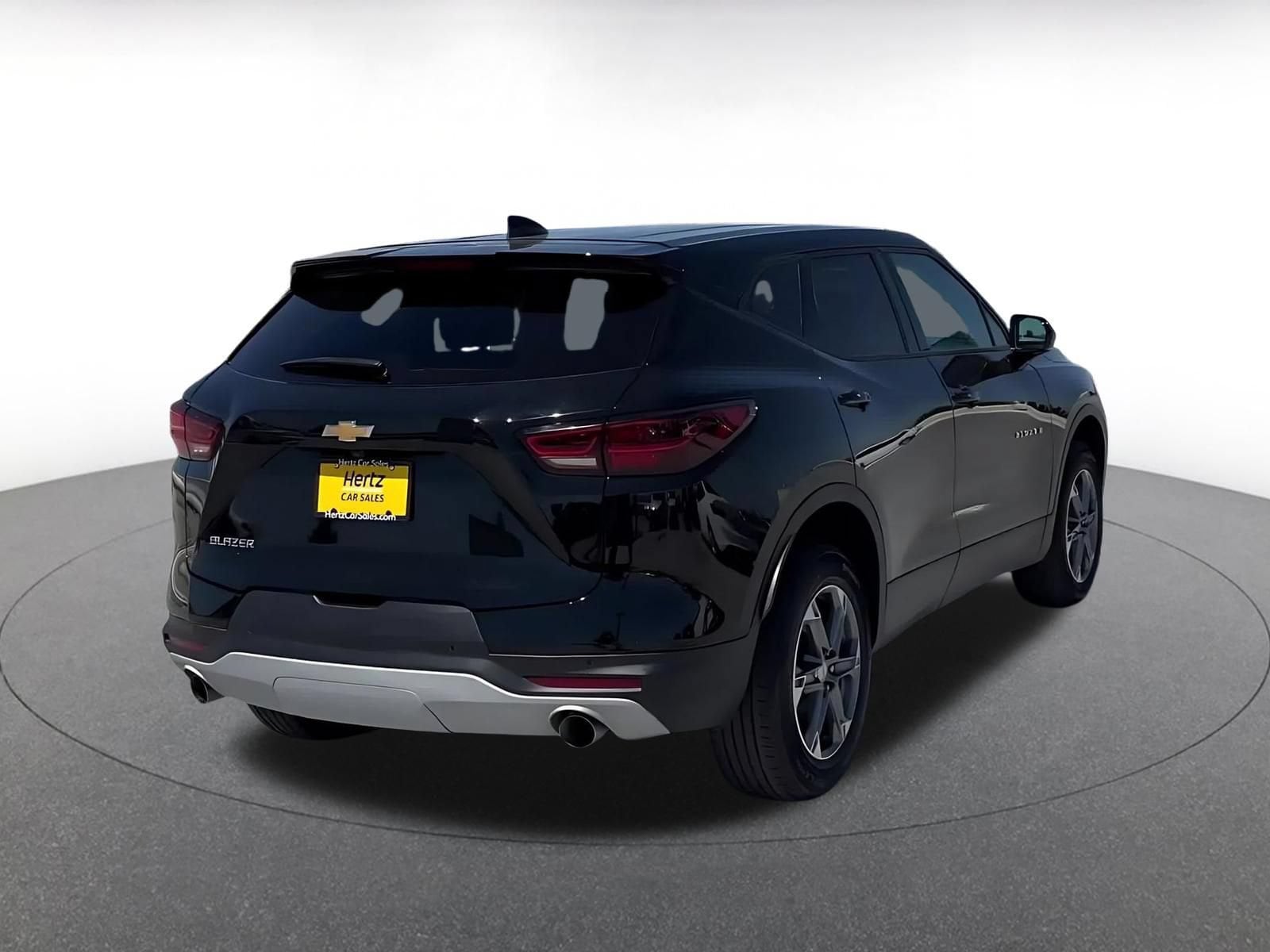 Thumbnail: 2026 Chevrolet Blazer - 13