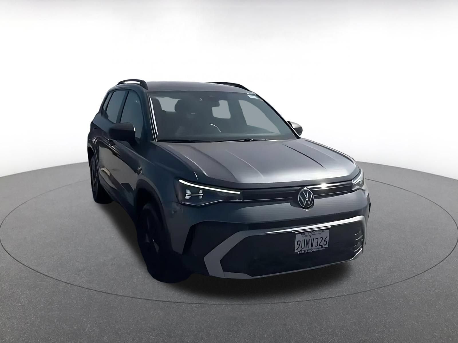 Thumbnail: 2026 Volkswagen Taos - 3