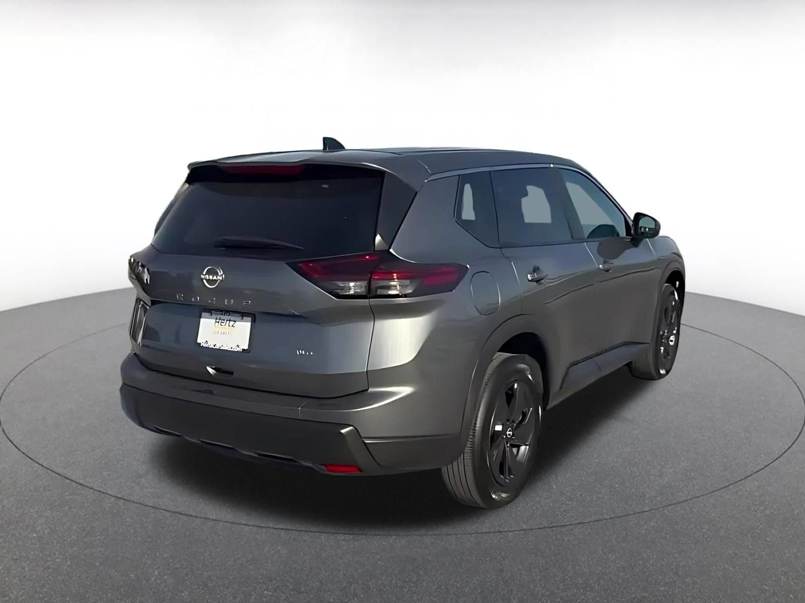 Thumbnail: 2026 Nissan Rogue - 13