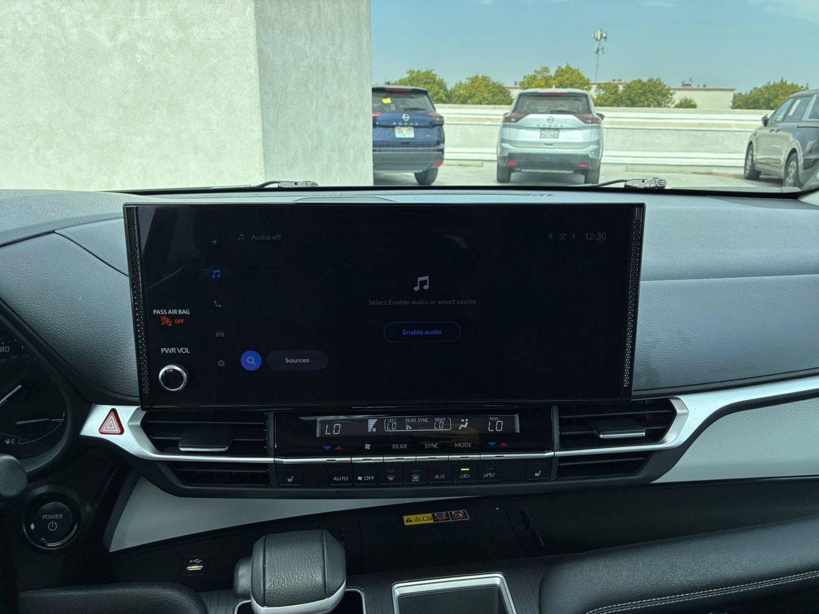 Thumbnail: 2025 Toyota Sienna - 19