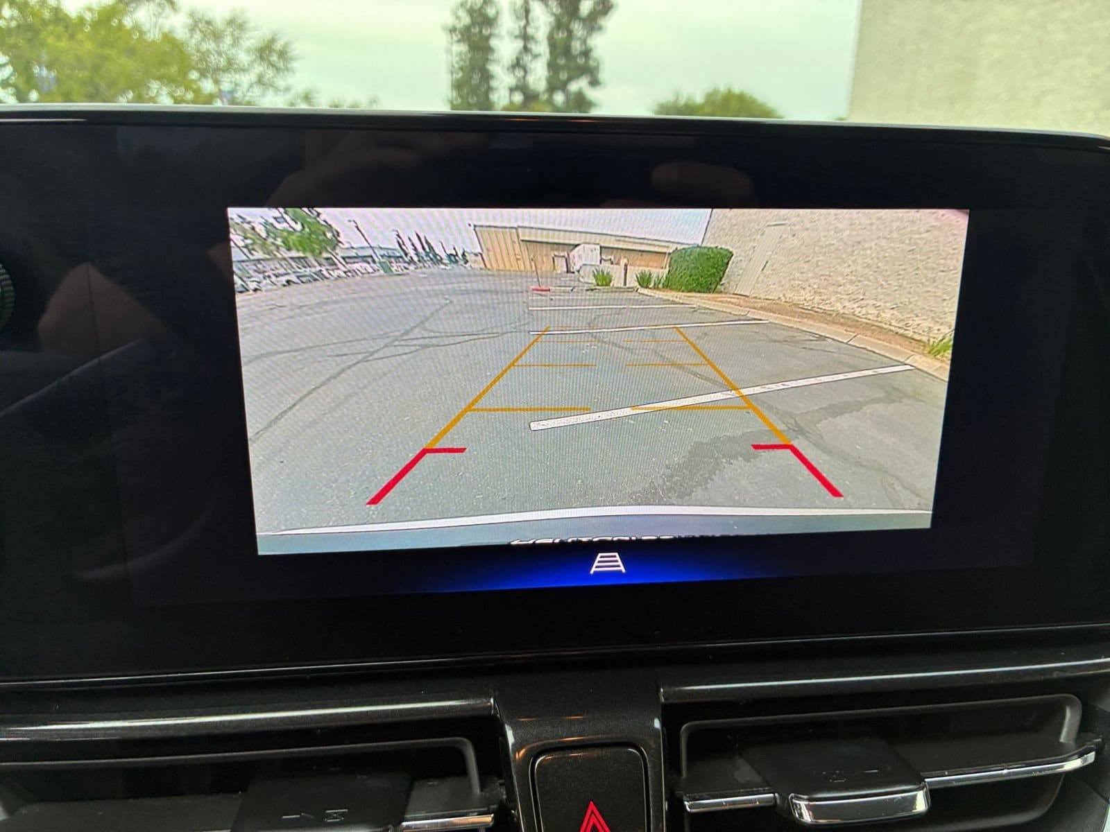 Thumbnail: 2025 Chevrolet TrailBlazer - 21