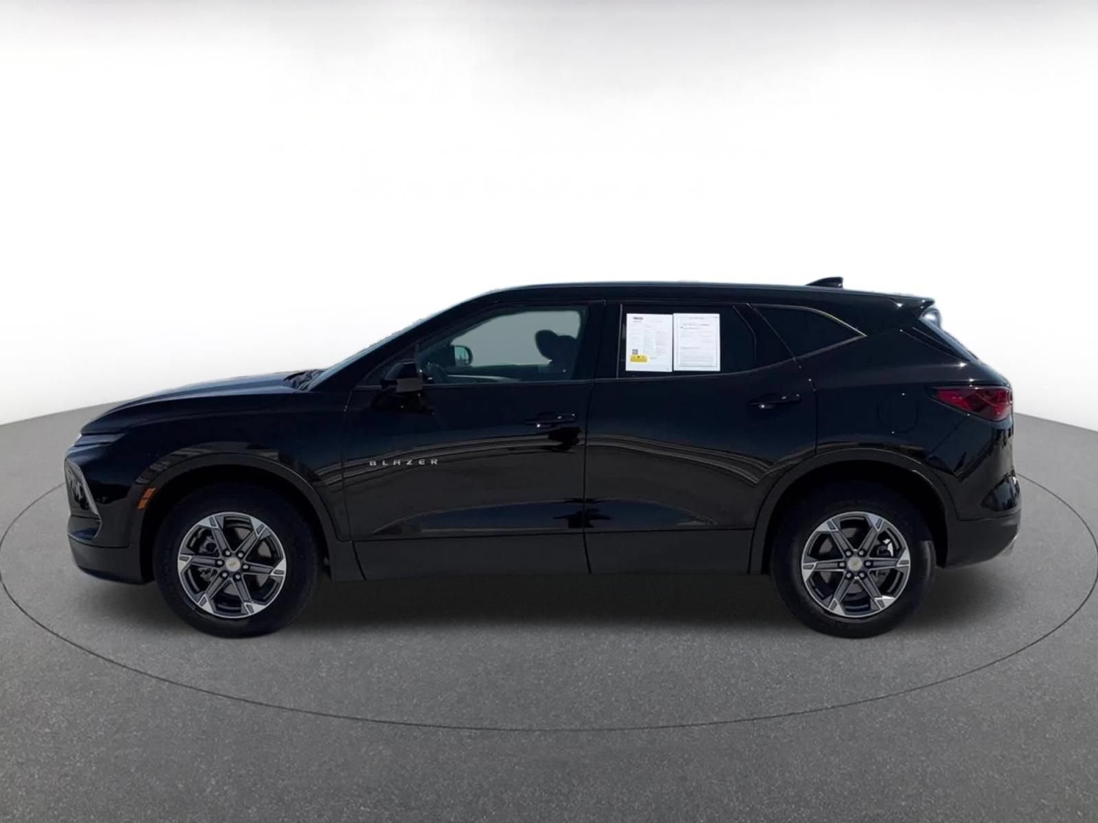 Thumbnail: 2026 Chevrolet Blazer - 8