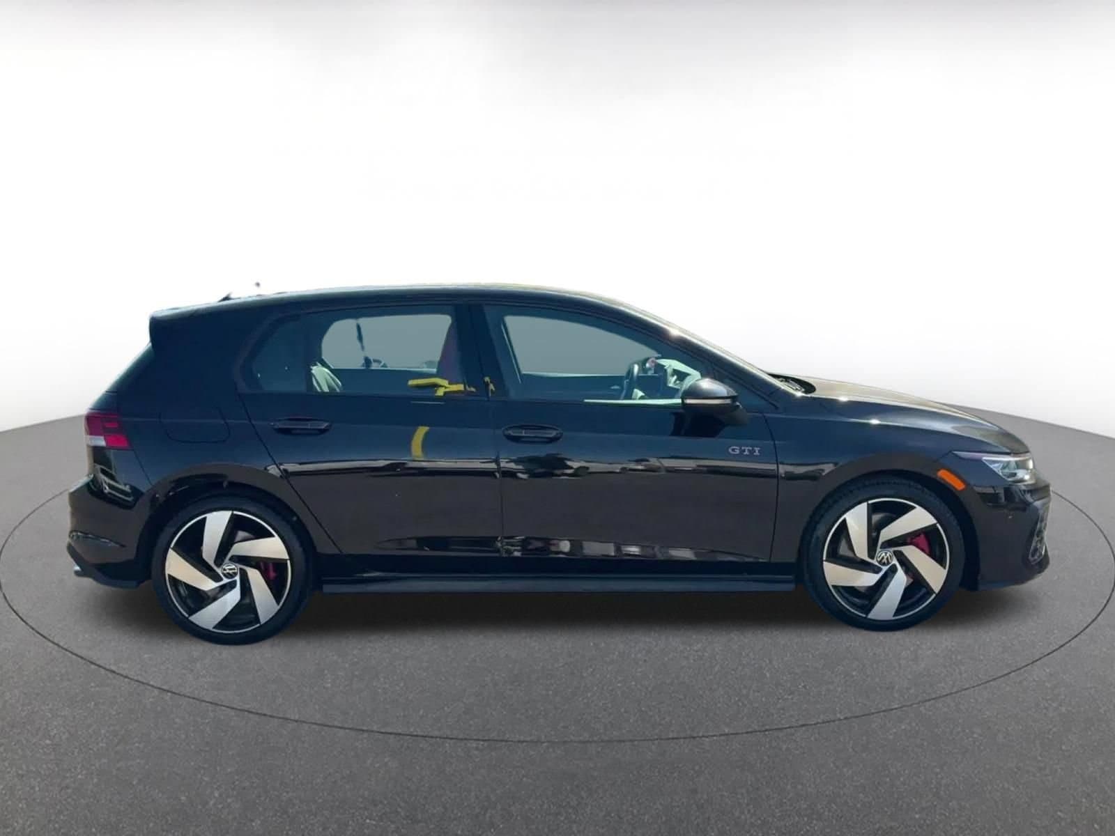 Thumbnail: 2026 Volkswagen Golf - 15