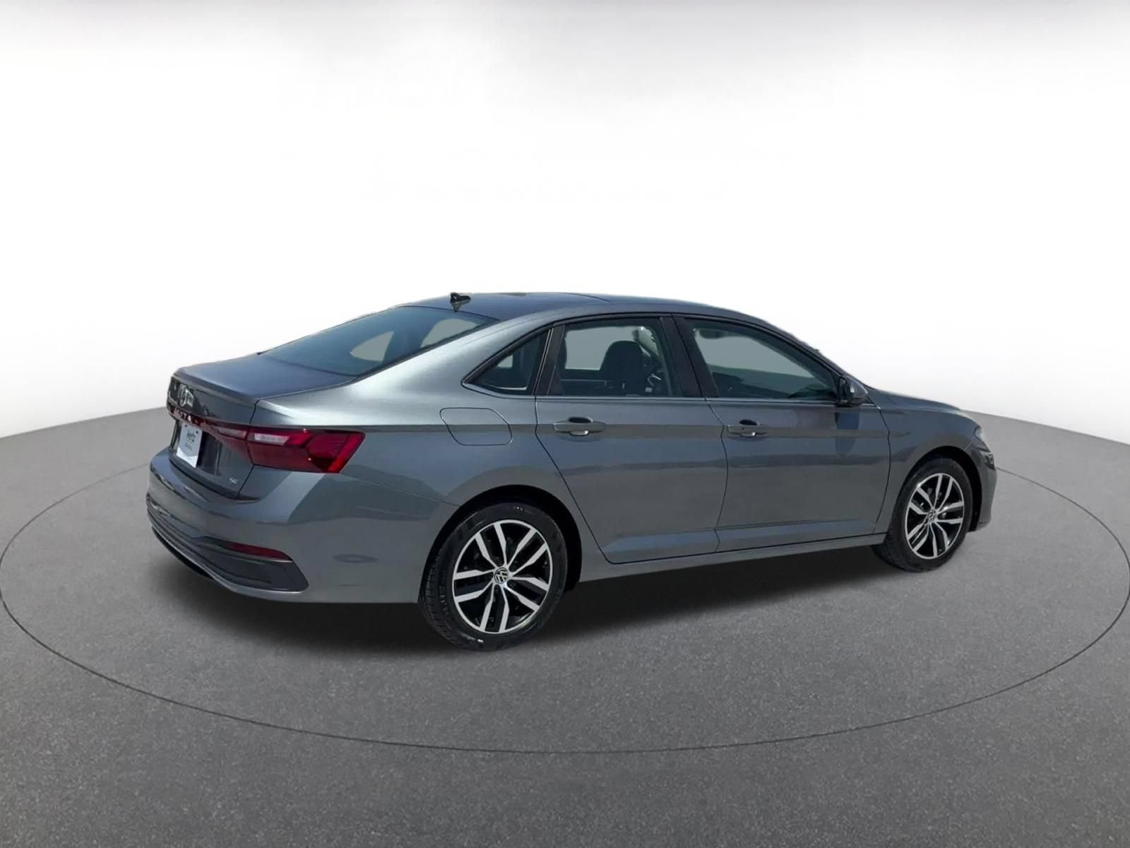 Thumbnail: 2025 Volkswagen Jetta - 14