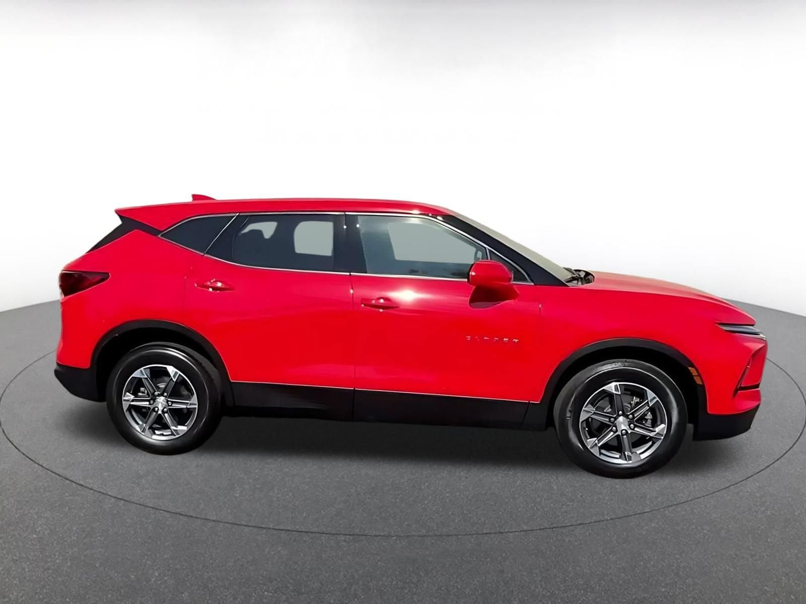 Thumbnail: 2025 Chevrolet Blazer - 15