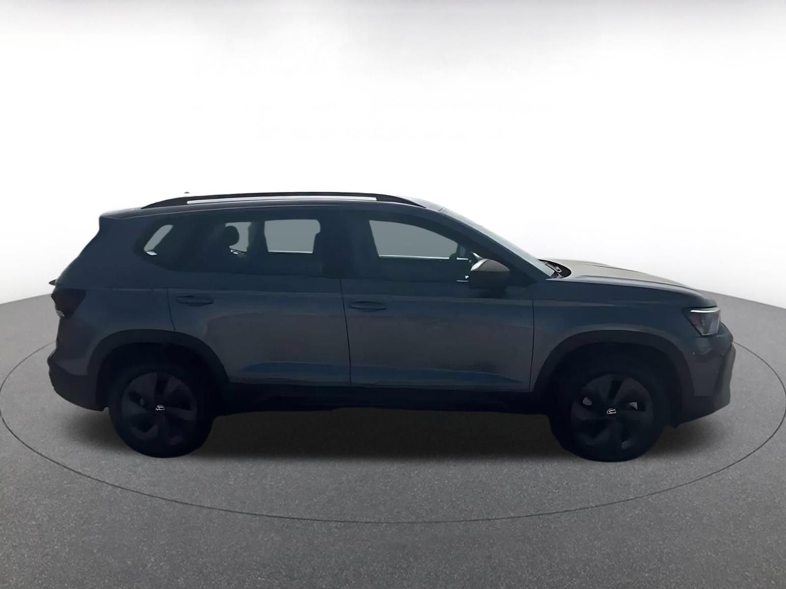 Thumbnail: 2026 Volkswagen Taos - 15