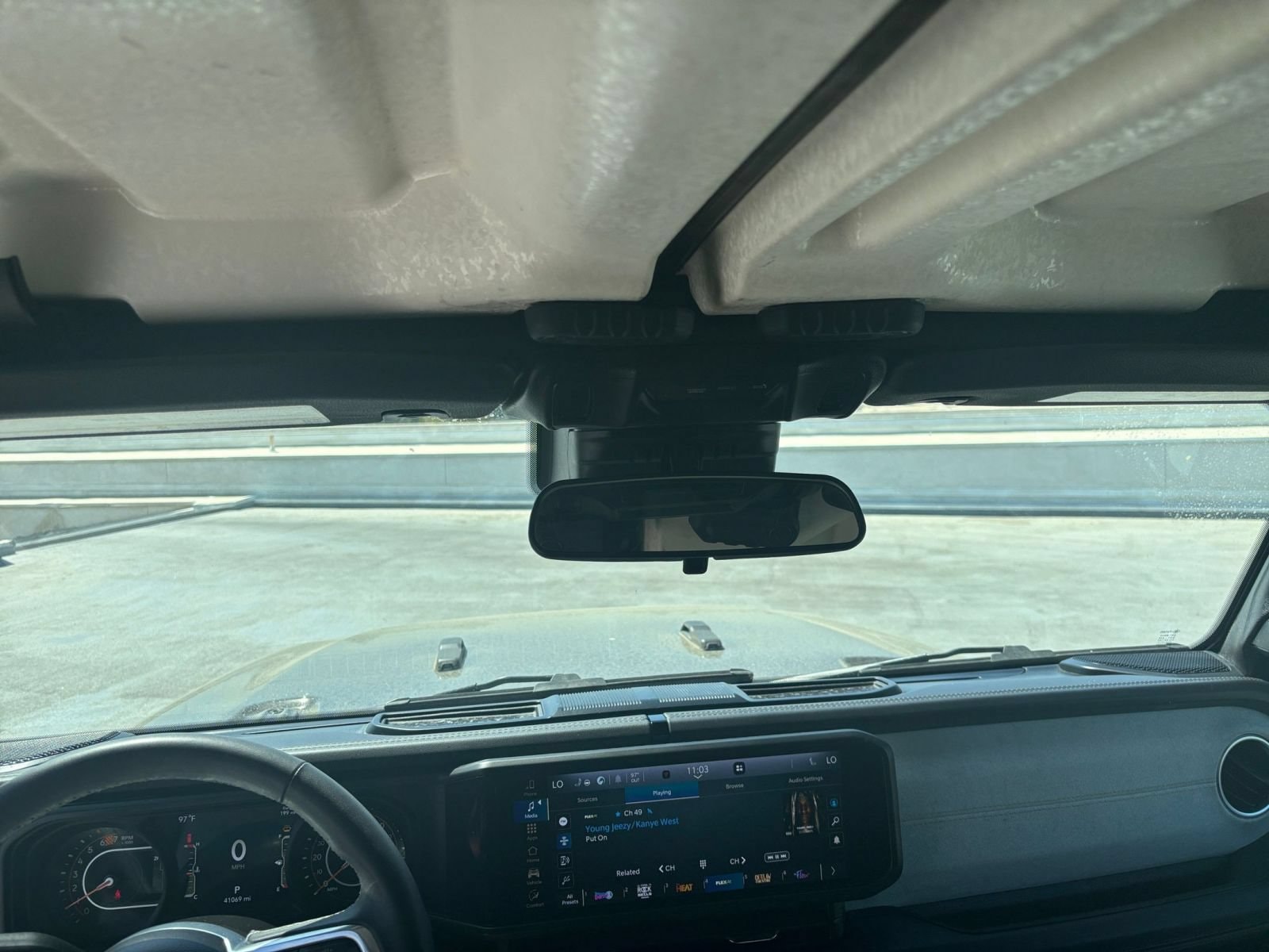 Thumbnail: 2025 Jeep Wrangler - 31