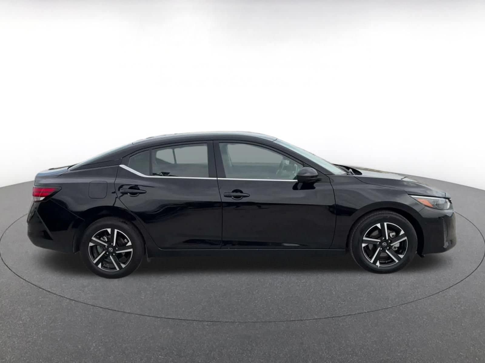 Thumbnail: 2025 Nissan Sentra - 15