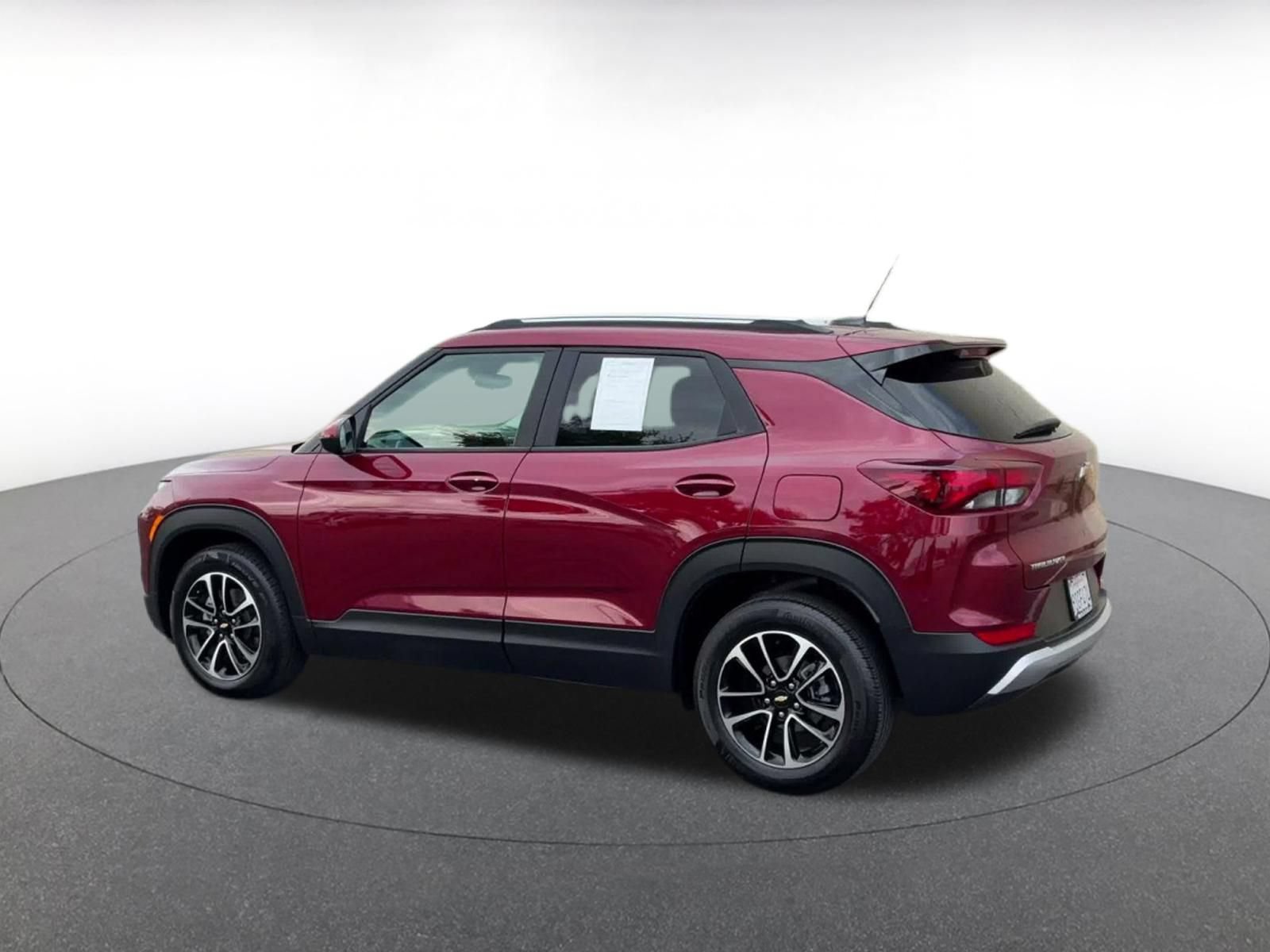 Thumbnail: 2025 Chevrolet TrailBlazer - 9