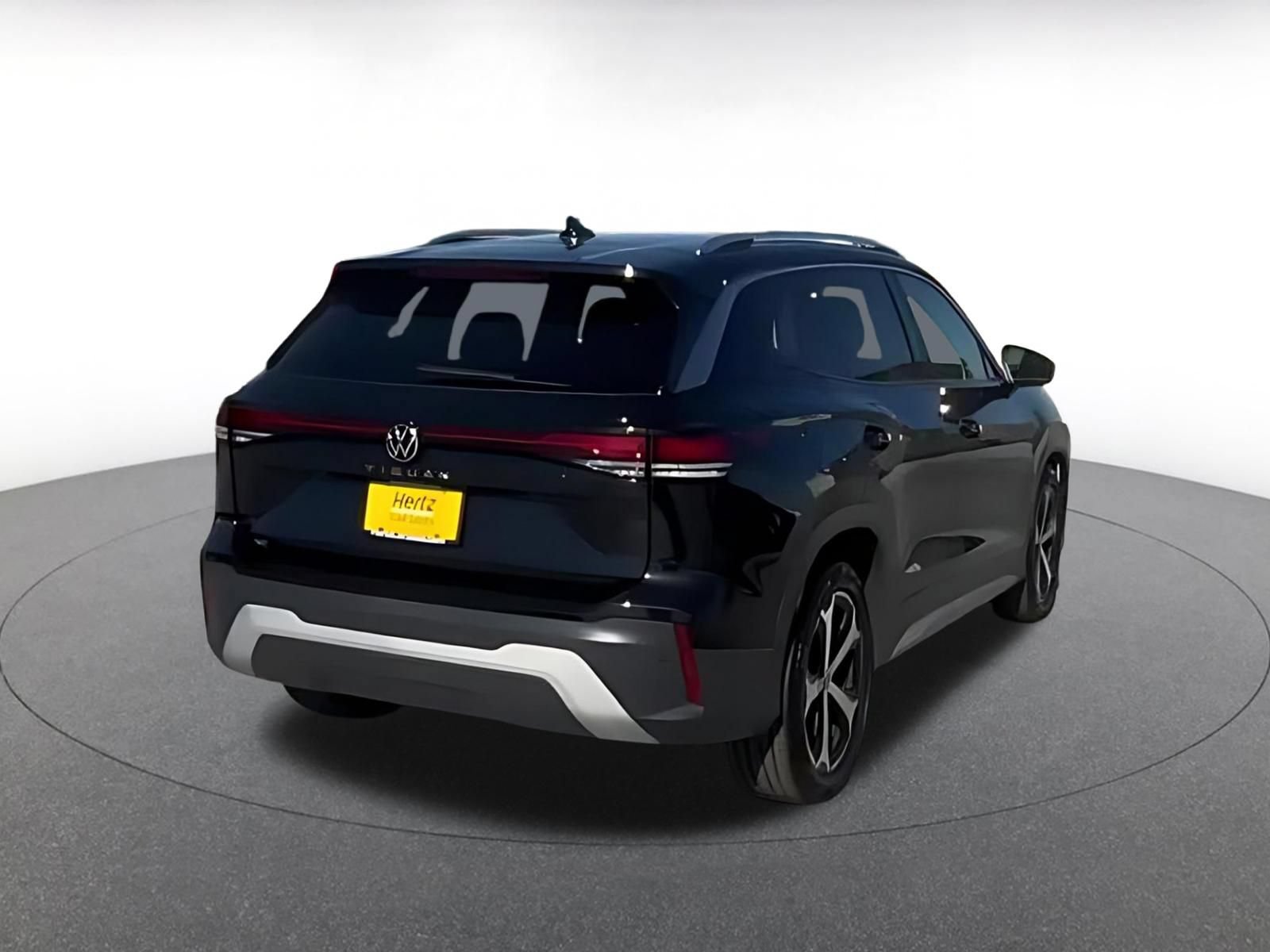 Thumbnail: 2026 Volkswagen Tiguan - 13