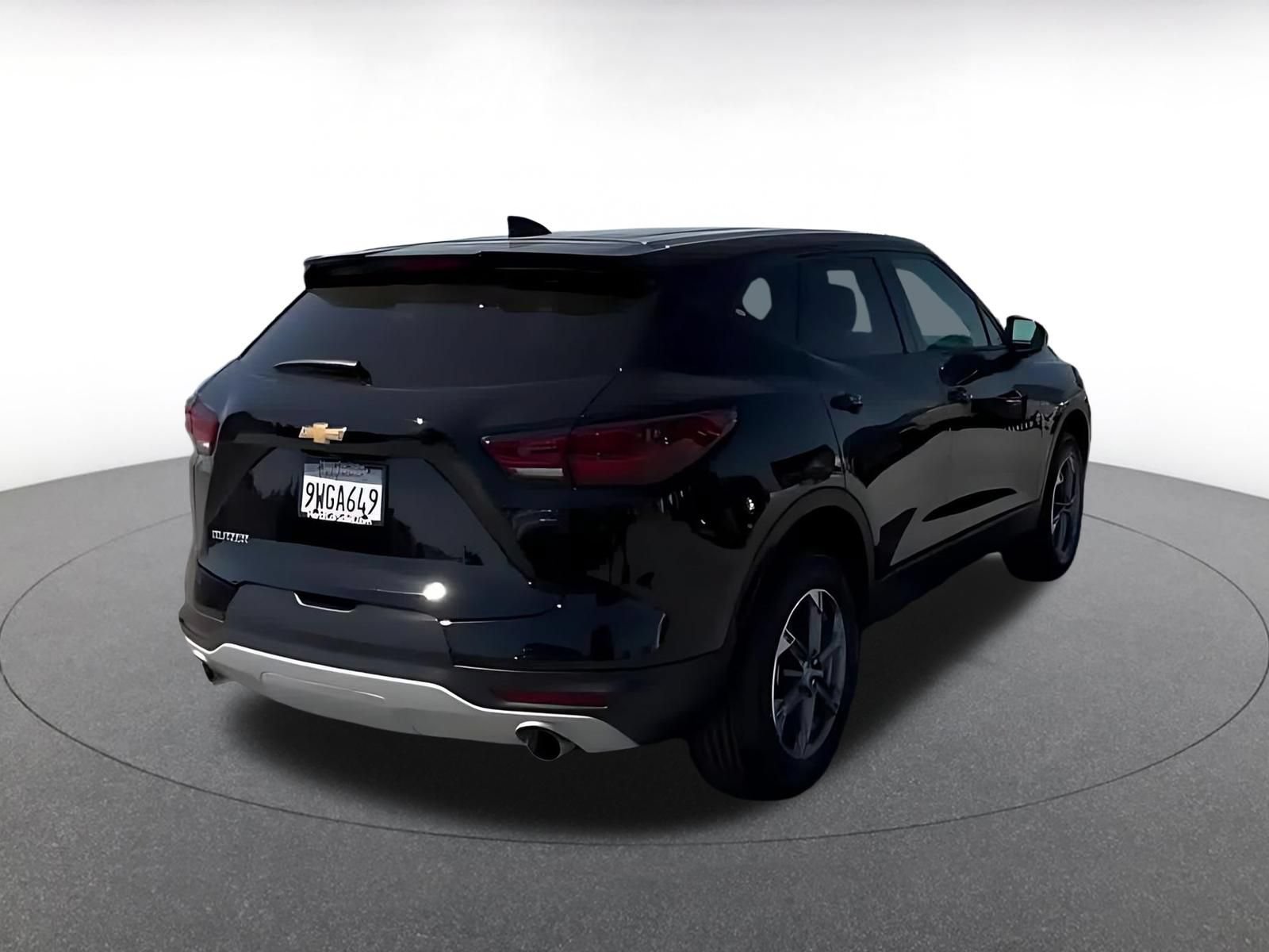 Thumbnail: 2026 Chevrolet Blazer - 13