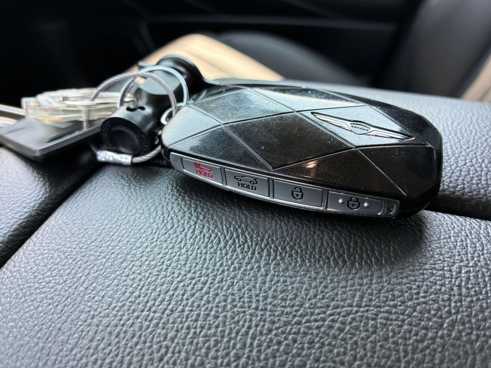 Thumbnail: 2026 Genesis GV80 - 28