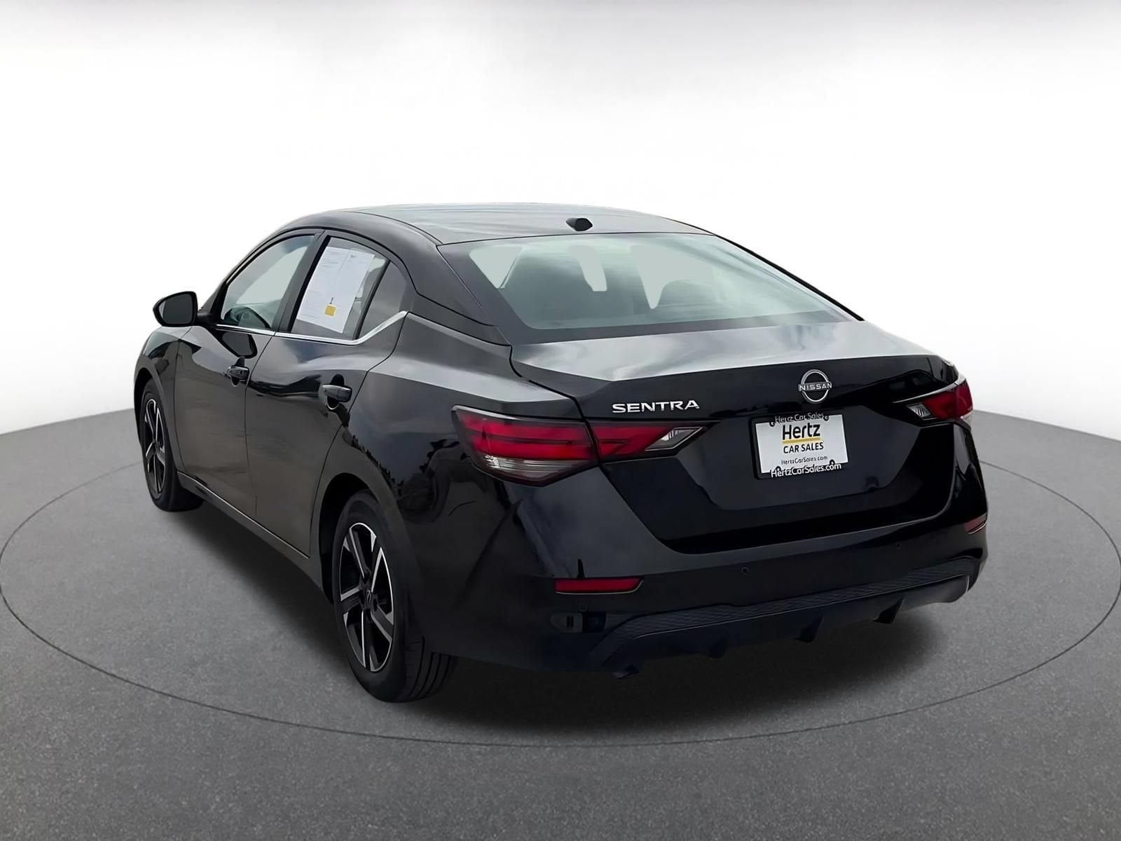 Thumbnail: 2025 Nissan Sentra - 10