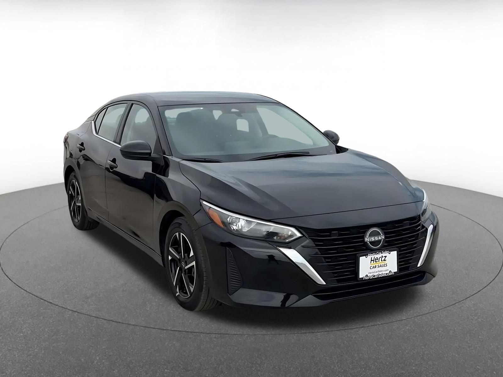 Thumbnail: 2025 Nissan Sentra - 3