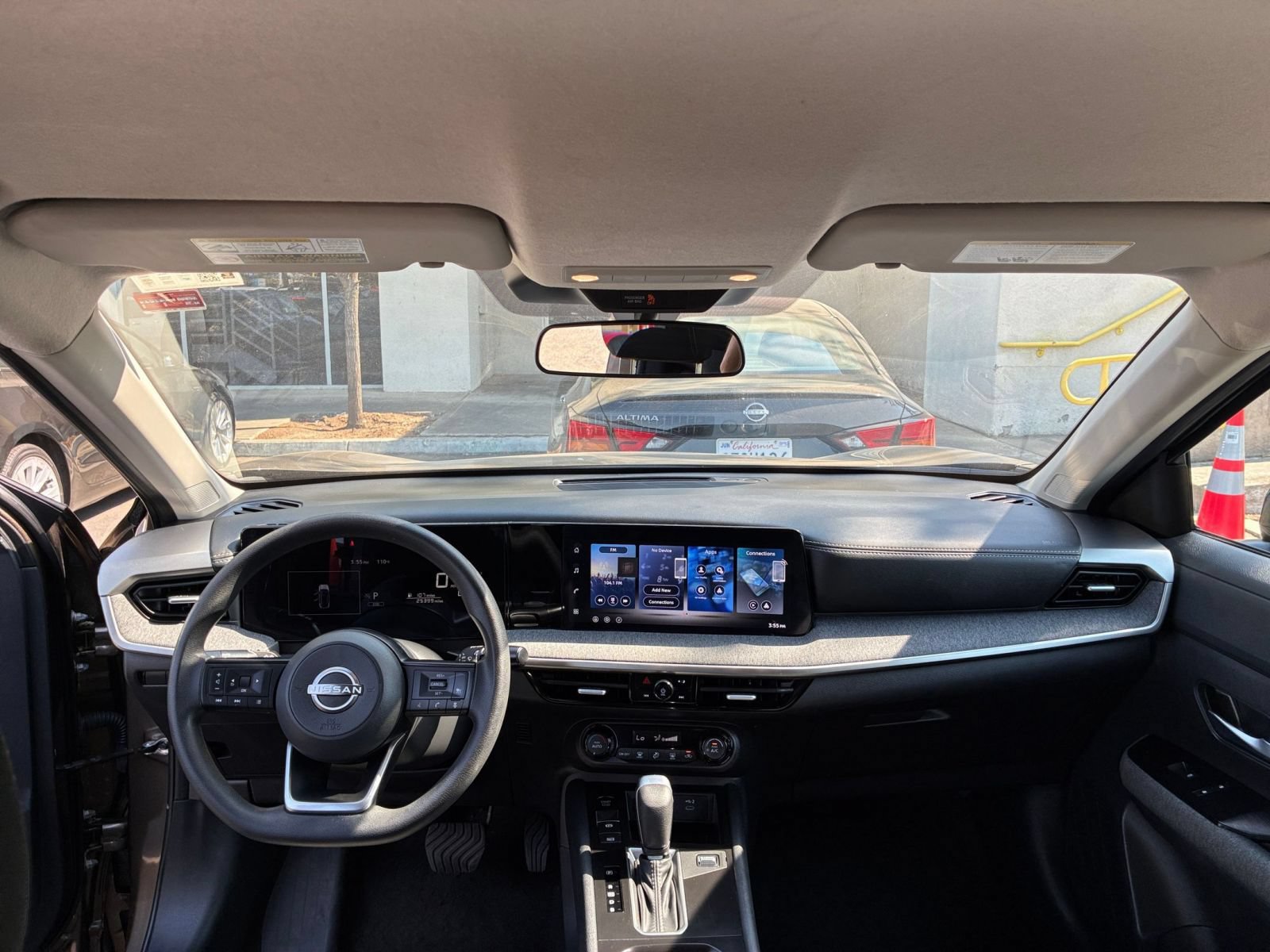 Thumbnail: 2026 Nissan Kicks - 31